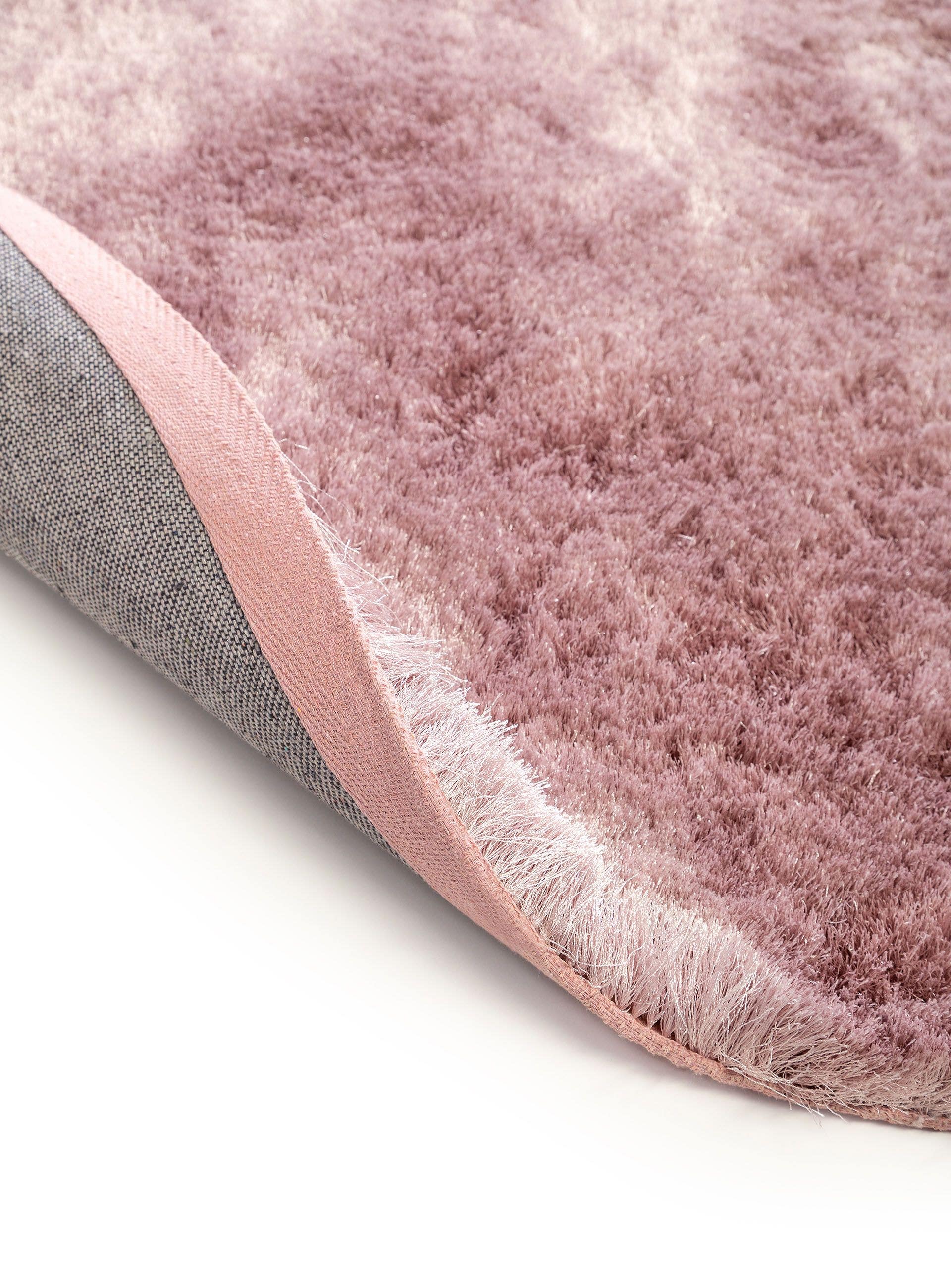 Rug made of 100% Polyester in Pink with a 31 - 40 mm high pile by benuta Nest