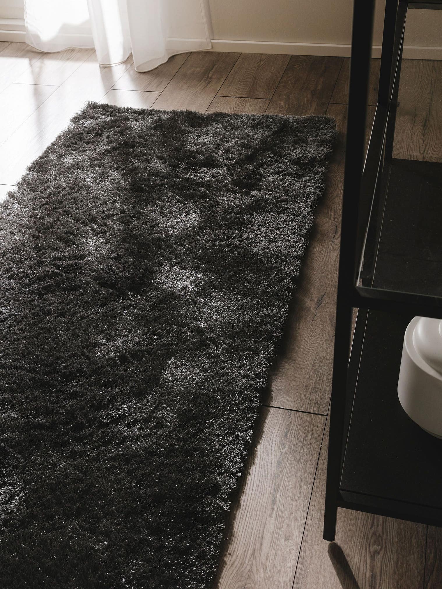 Teppe av 100 % polyester i Grå med 31 til 40 mm høy lugg fra benuta Nest