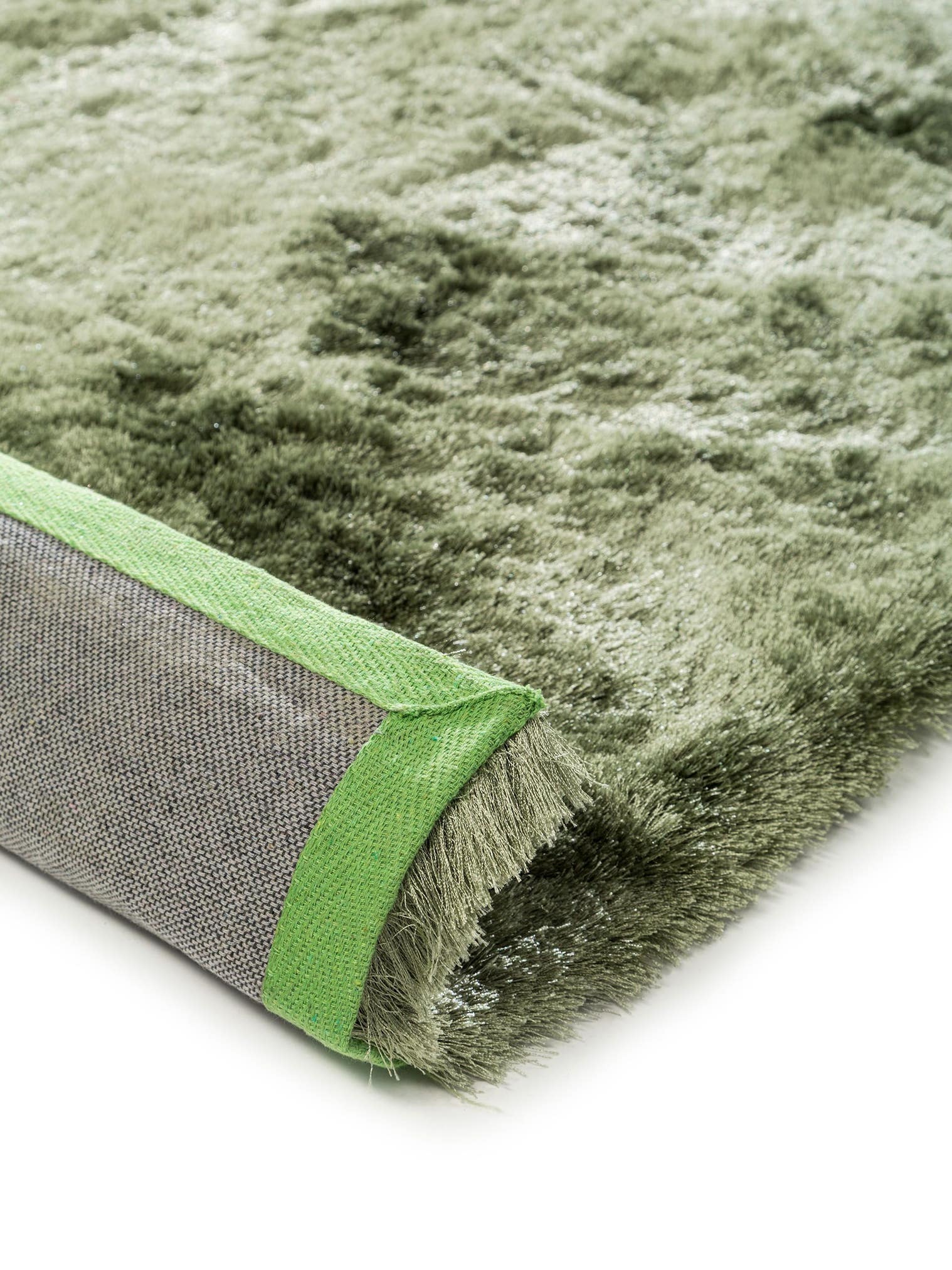 Teppich aus 100% Polyester in Grün mit 31 bis 40 mm hohem Flor von benuta Nest