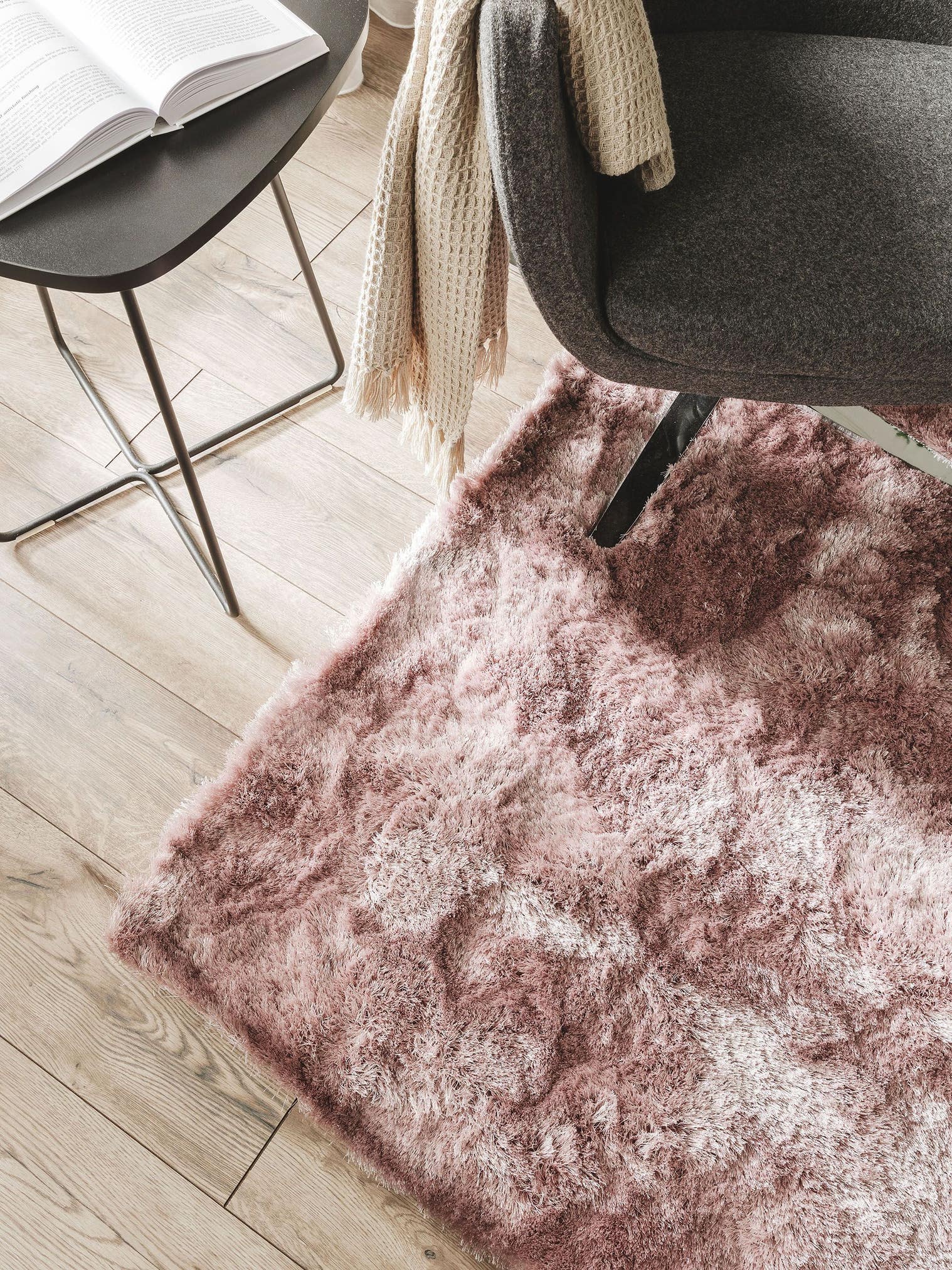 Teppich aus 100% Polyester in Rosa mit 31 bis 40 mm hohem Flor von benuta Nest