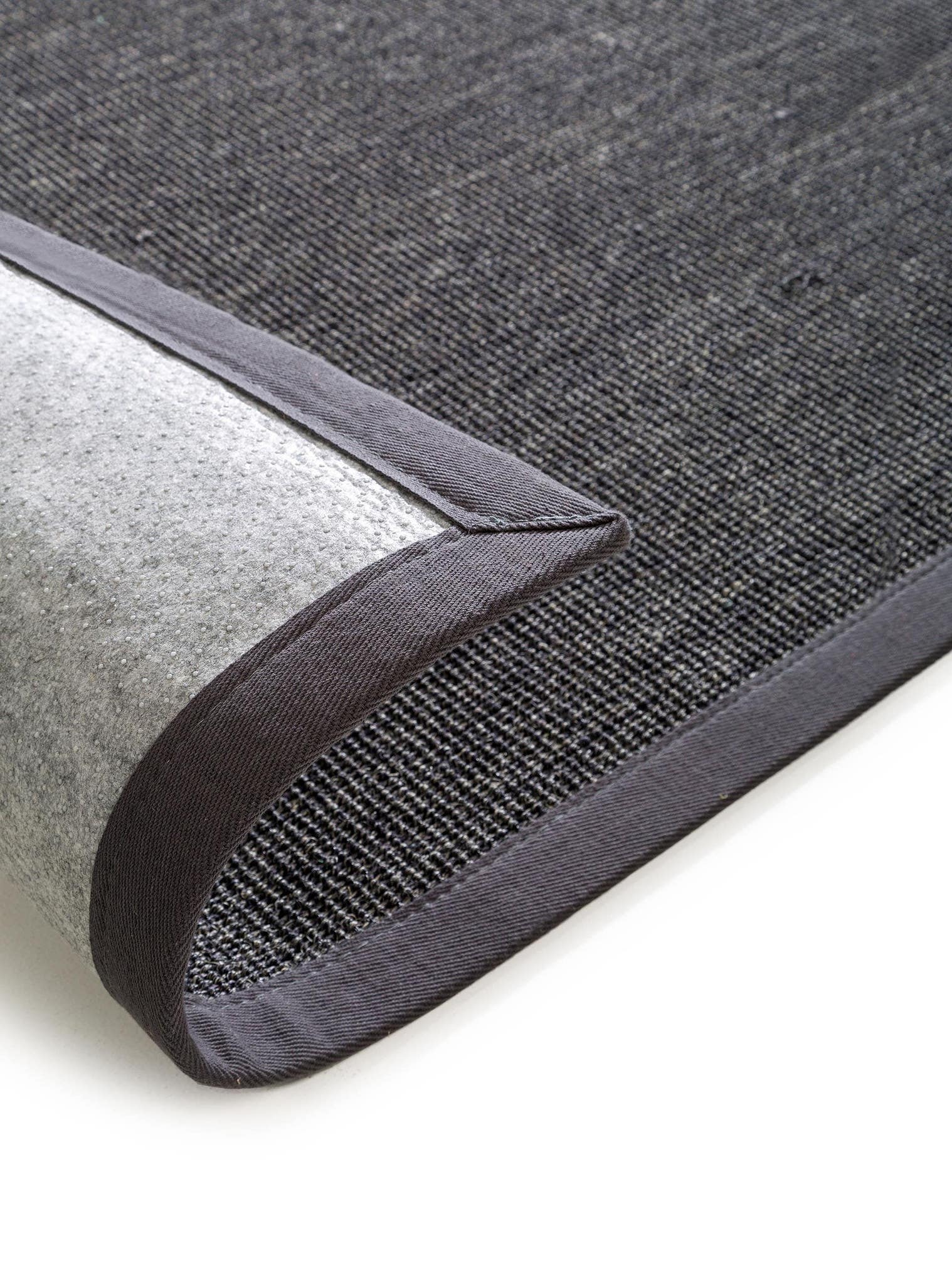 Teppich aus 100% Sisal in Grau mit 6 bis 10 mm hohem Flor von benuta