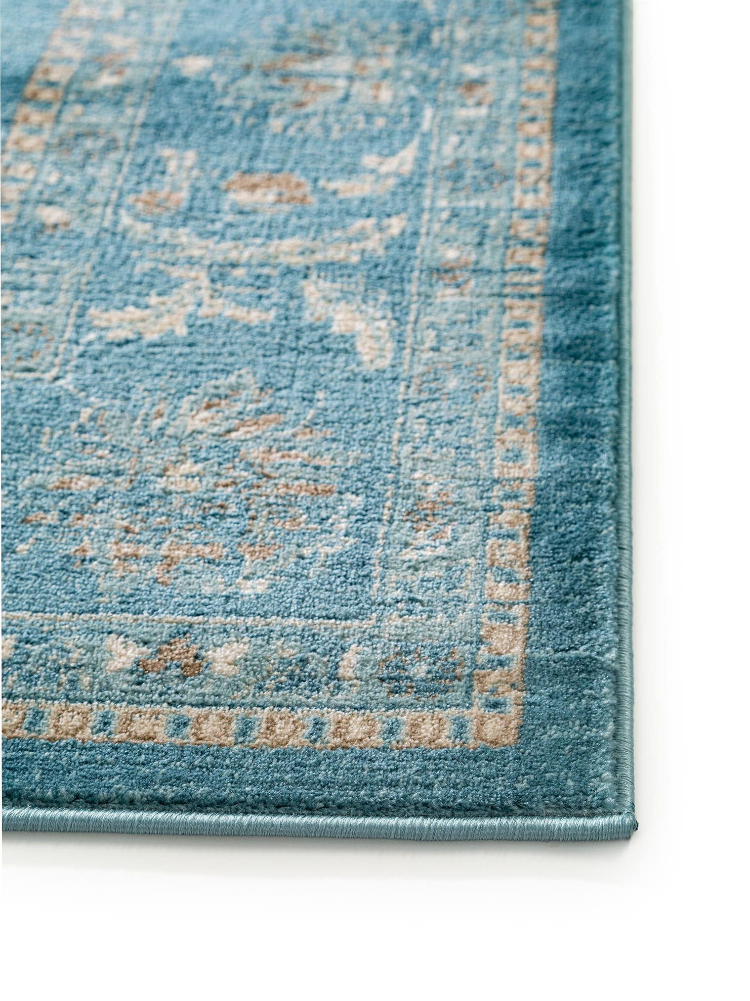 Teppich aus 100% Polypropylen in Blau mit bis 5 mm hohem Flor von benuta