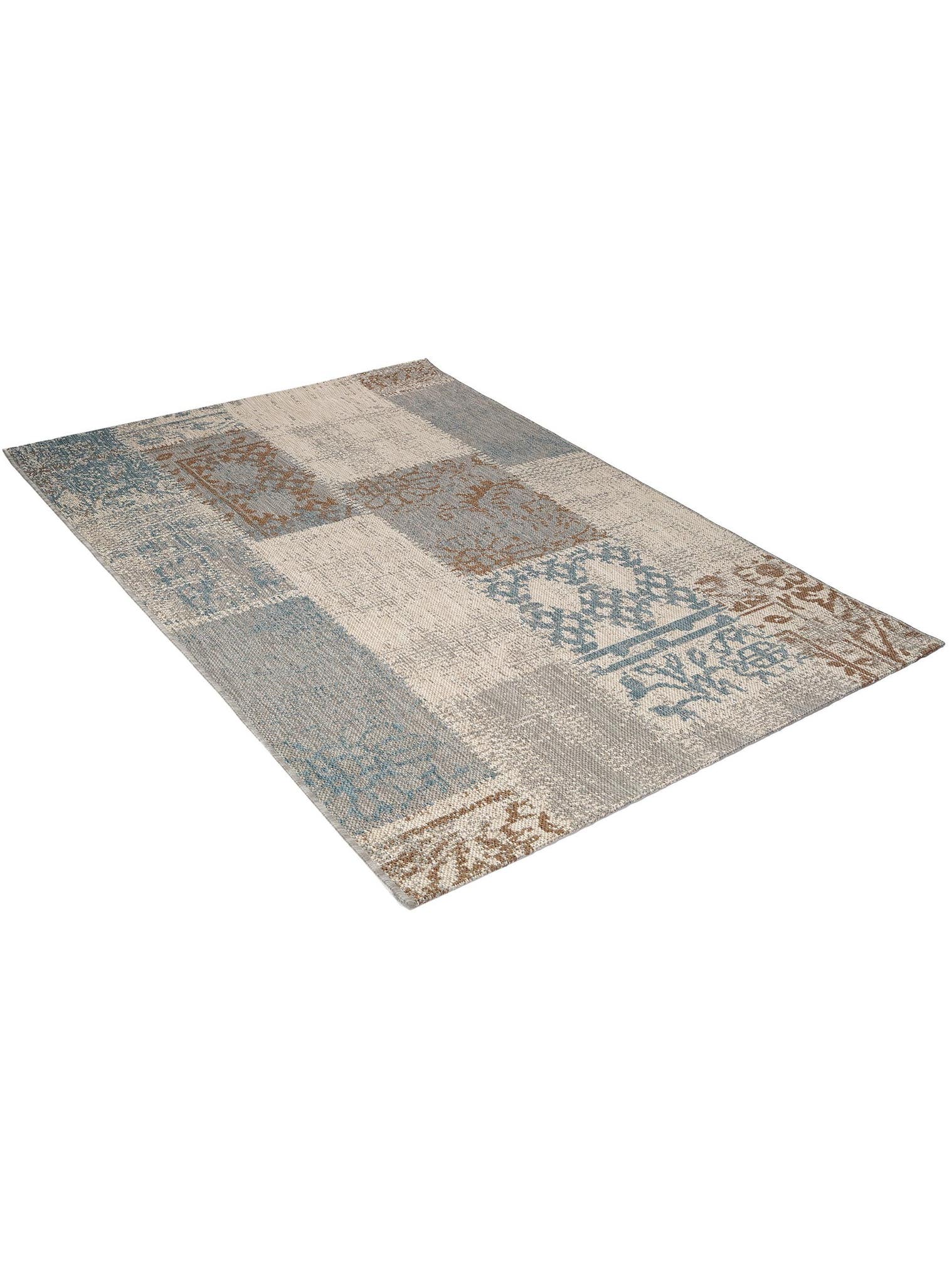 Teppich aus 100% Polypropylen in Blau mit bis 5 mm hohem Flor von benuta Nest