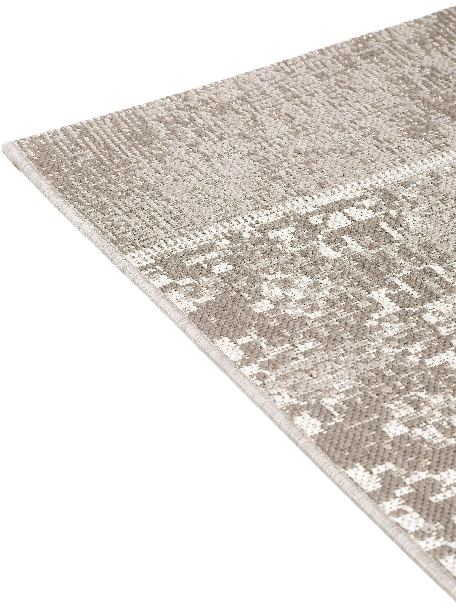 Teppich aus 100% Polypropylen in Taupe mit bis 5 mm hohem Flor von benuta Nest