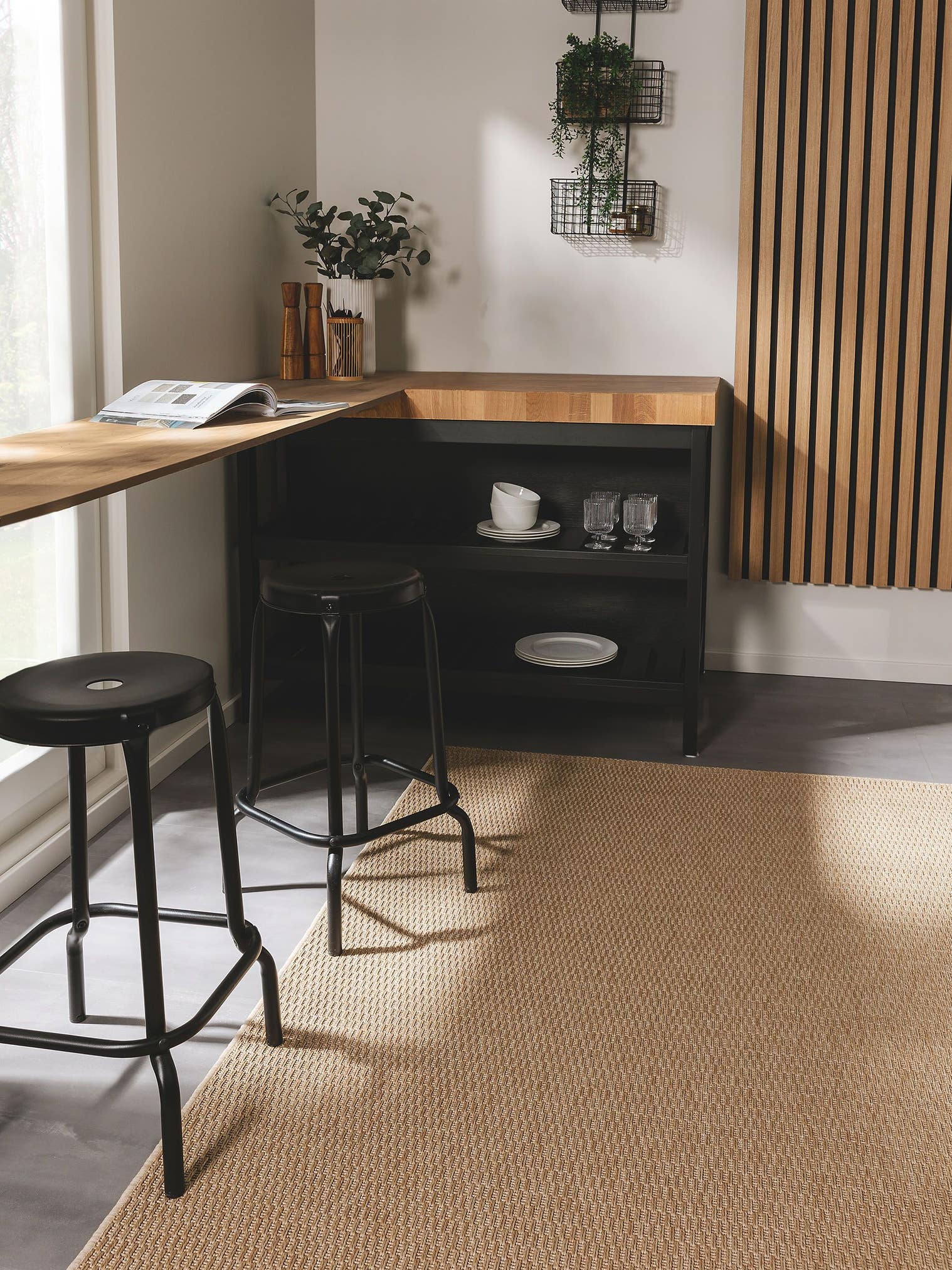 Teppich aus 100% Polypropylen in Beige mit 6 bis 10 mm hohem Flor von benuta Nest