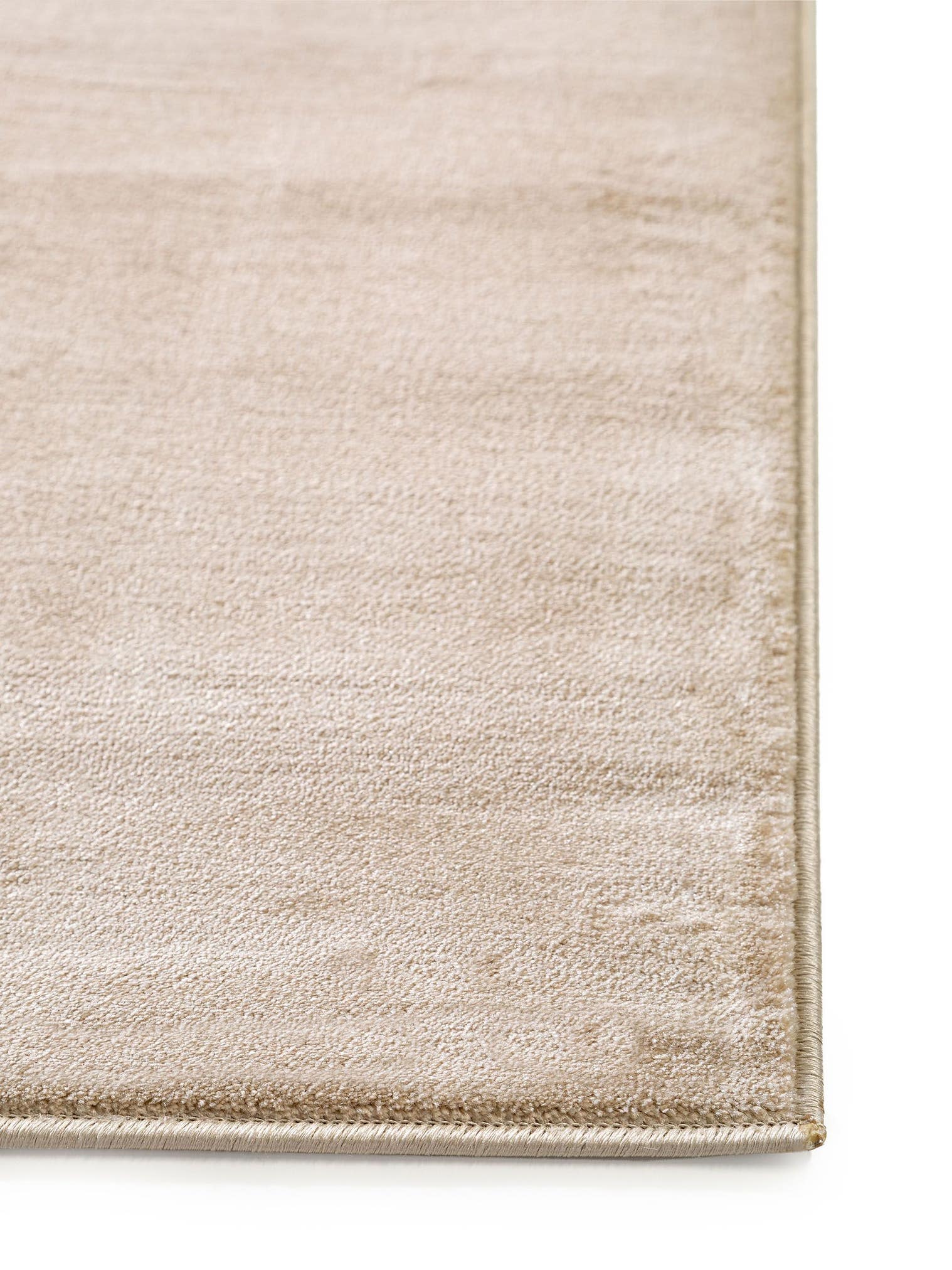 Tapijt van 100% Polypropyleen in Beige met een 1- 5 mm hoge pool van benuta