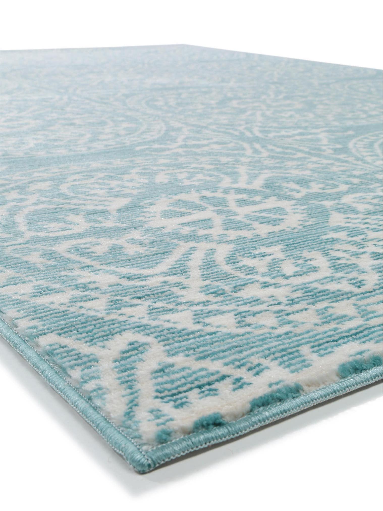 Teppich aus 100% Polyester in Türkis mit bis 5 mm hohem Flor von benuta
