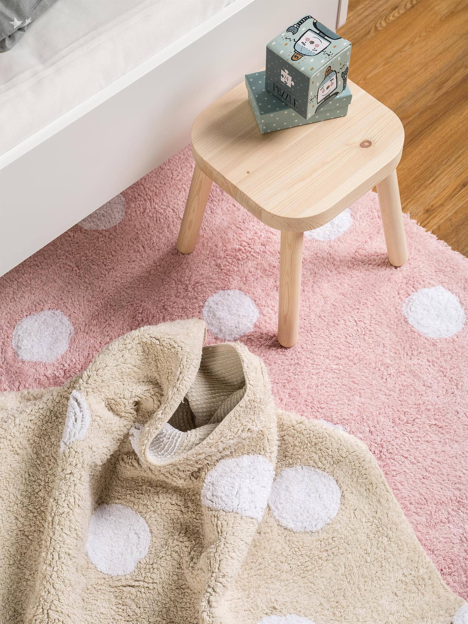 Teppich aus 100% Baumwolle in Beige mit 11 bis 20 mm hohem Flor von Lytte