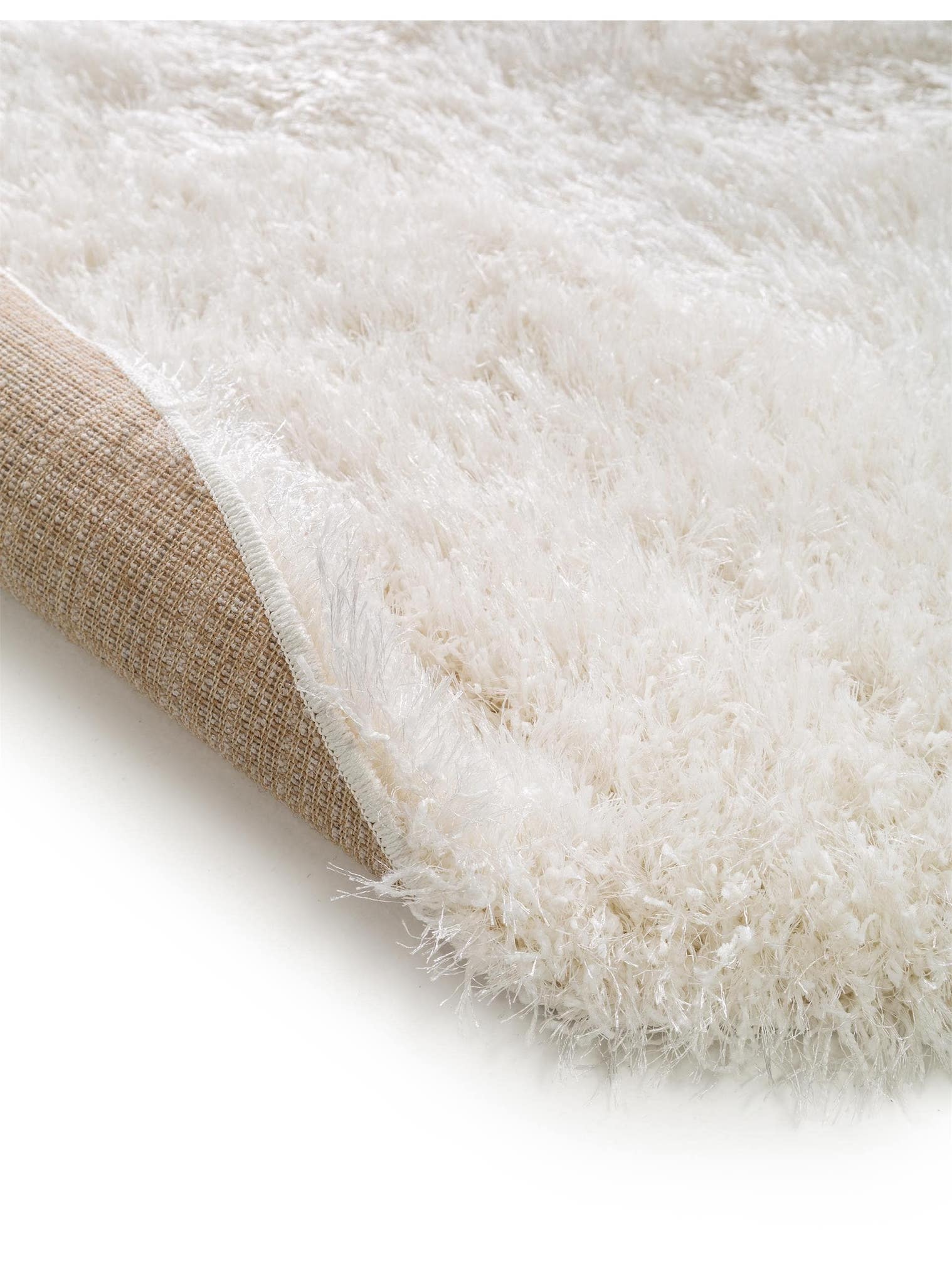 Teppich aus 50% Polyester, 50% Polypropylen in Weiß mit 51 bis 60 mm hohem Flor von benuta Pop