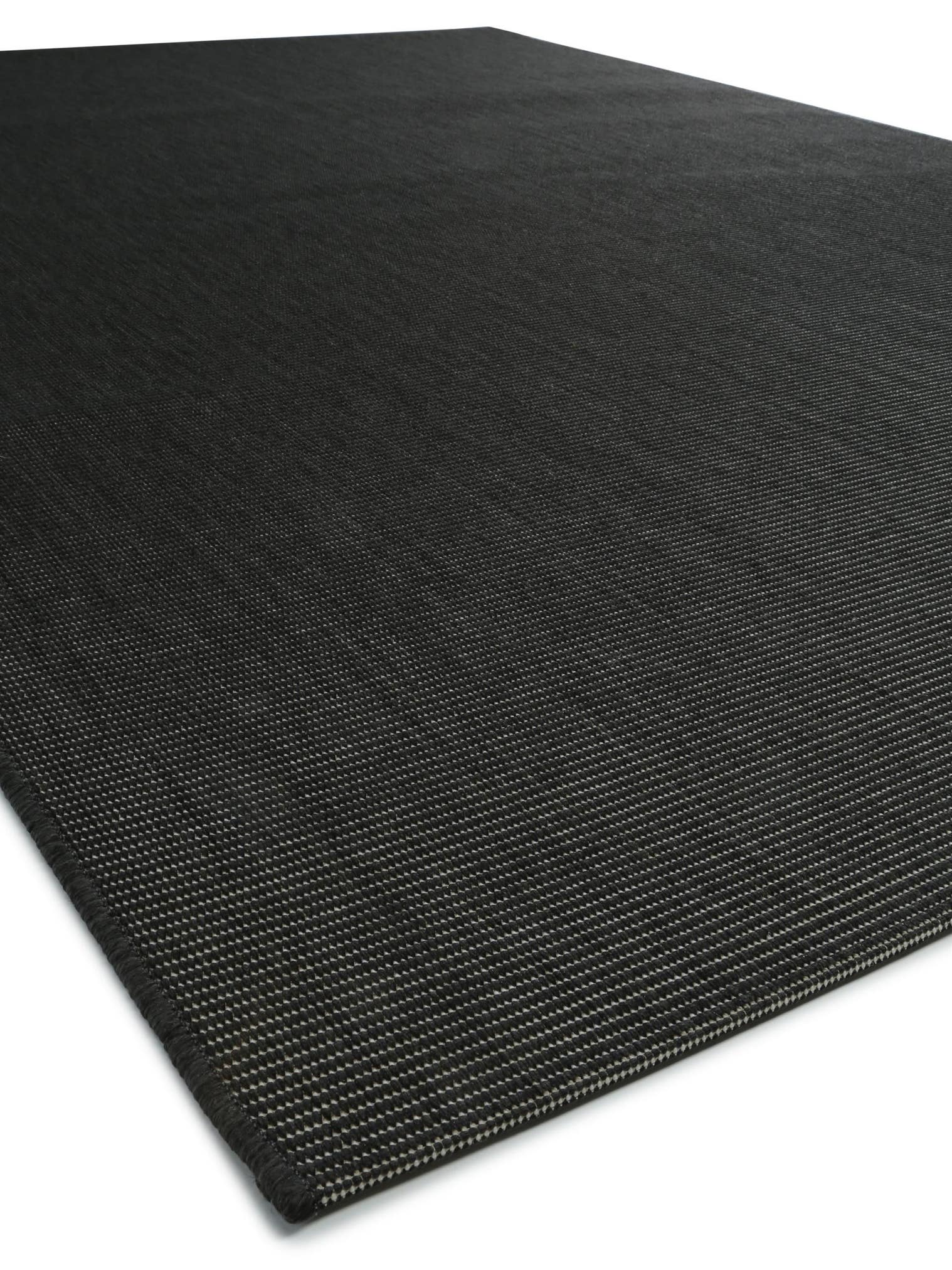 Rug made of 100% Polypropylene in Black with a 6 - 10 mm high pile by benuta Nest