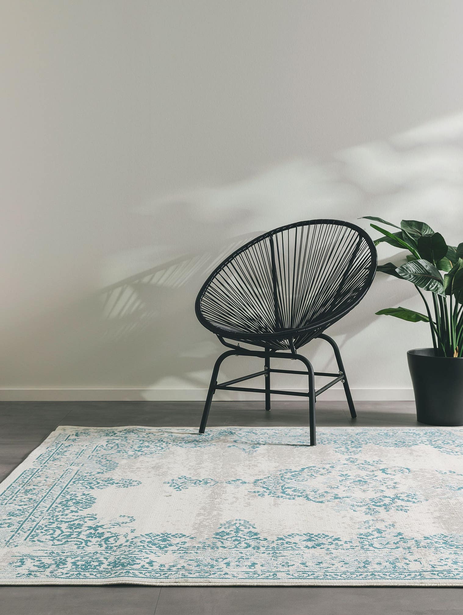 Rug made of 100% Polypropylene in Beige with a 1- 5 mm high pile by benuta Nest
