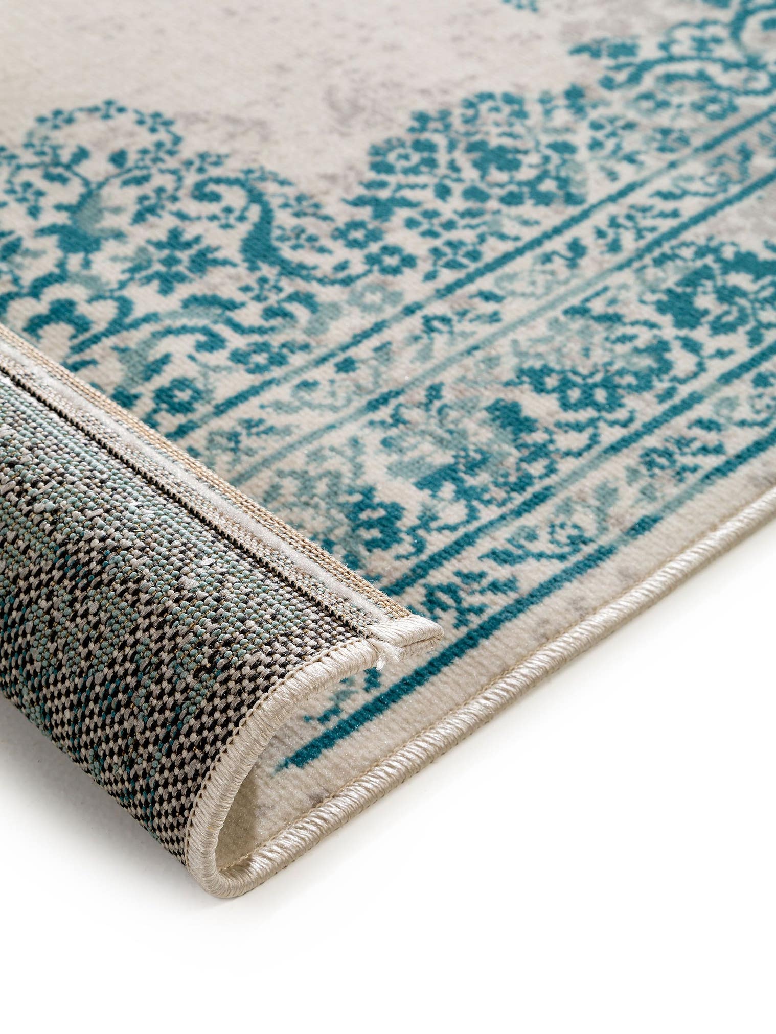 Rug made of 100% Polypropylene in Beige with a 1- 5 mm high pile by benuta Nest
