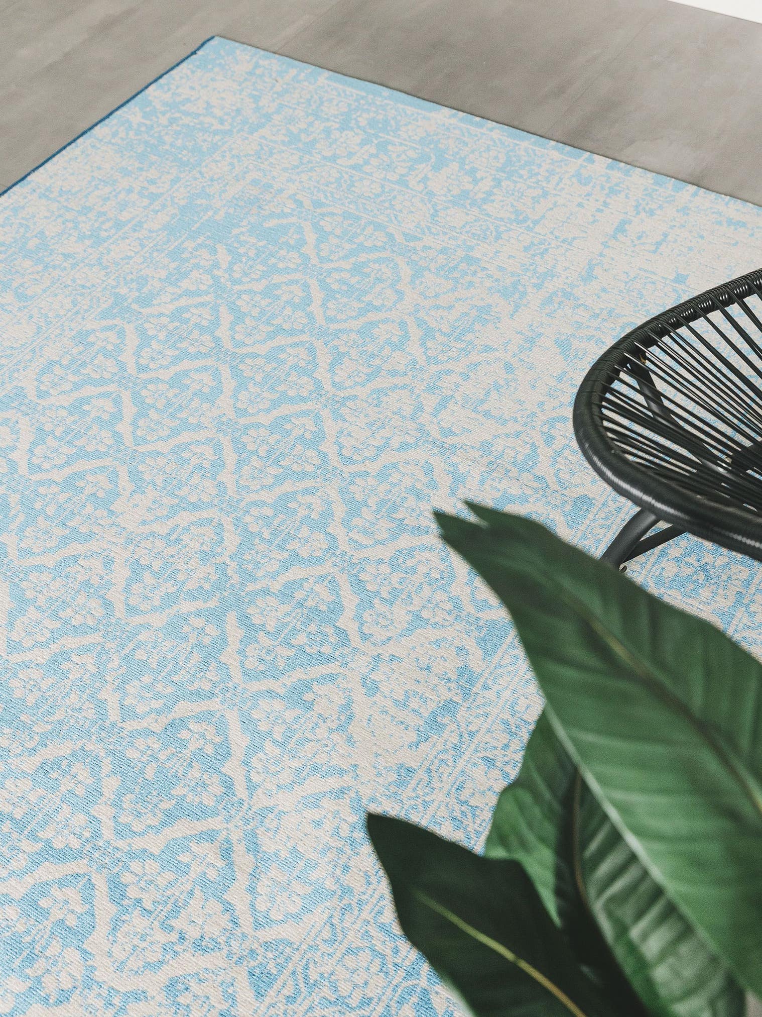 Teppich aus 100% Polypropylen in Blau mit bis 5 mm hohem Flor von benuta Nest