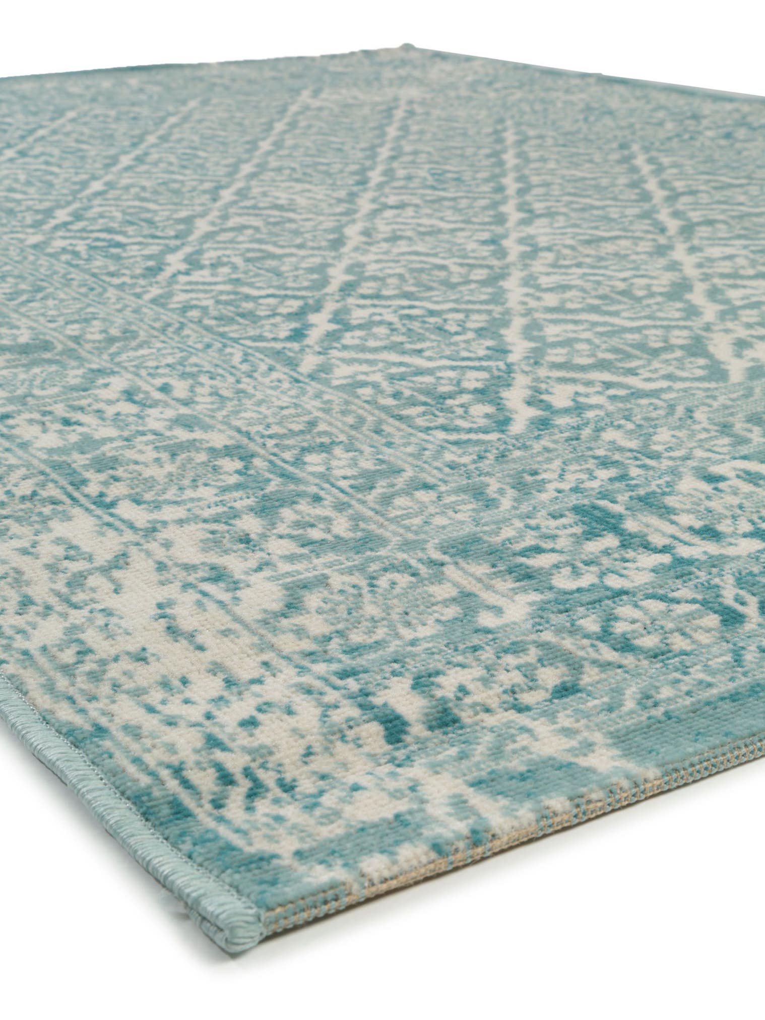 Rug made of 100% Polypropylene in Turquoise with a 1- 5 mm high pile by benuta Nest