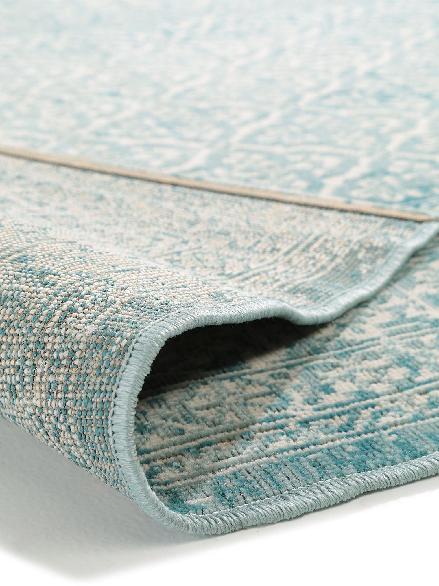 Rug made of 100% Polypropylene in Turquoise with a 1- 5 mm high pile by benuta Nest