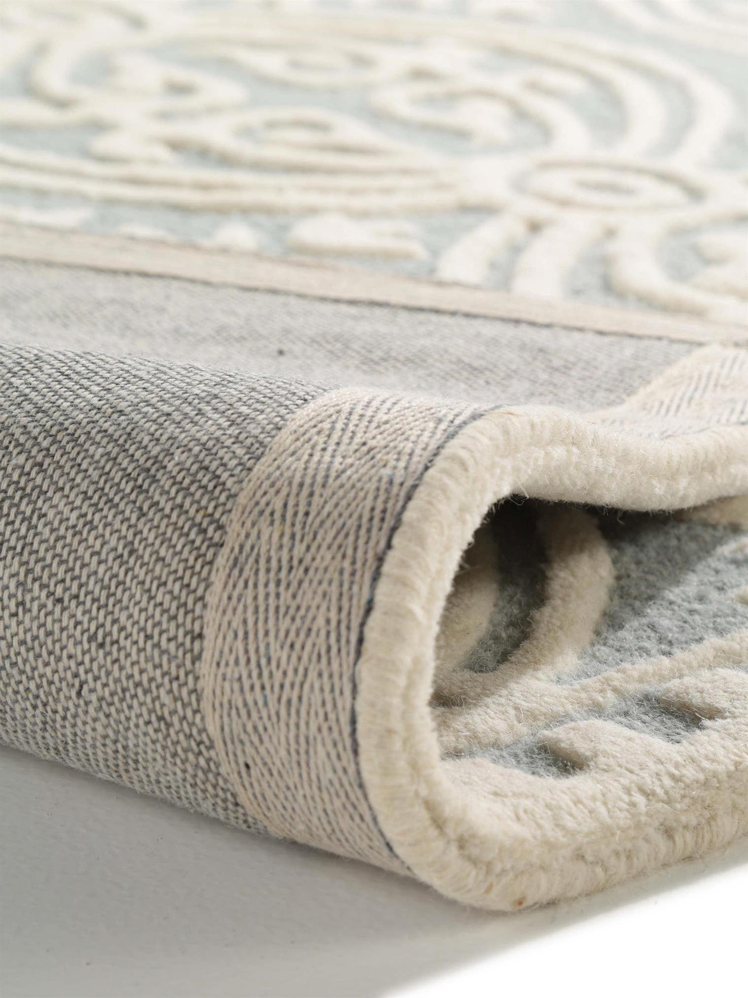 Rug made of 100% Wool in Blue with a 11 - 20 mm high pile by benuta