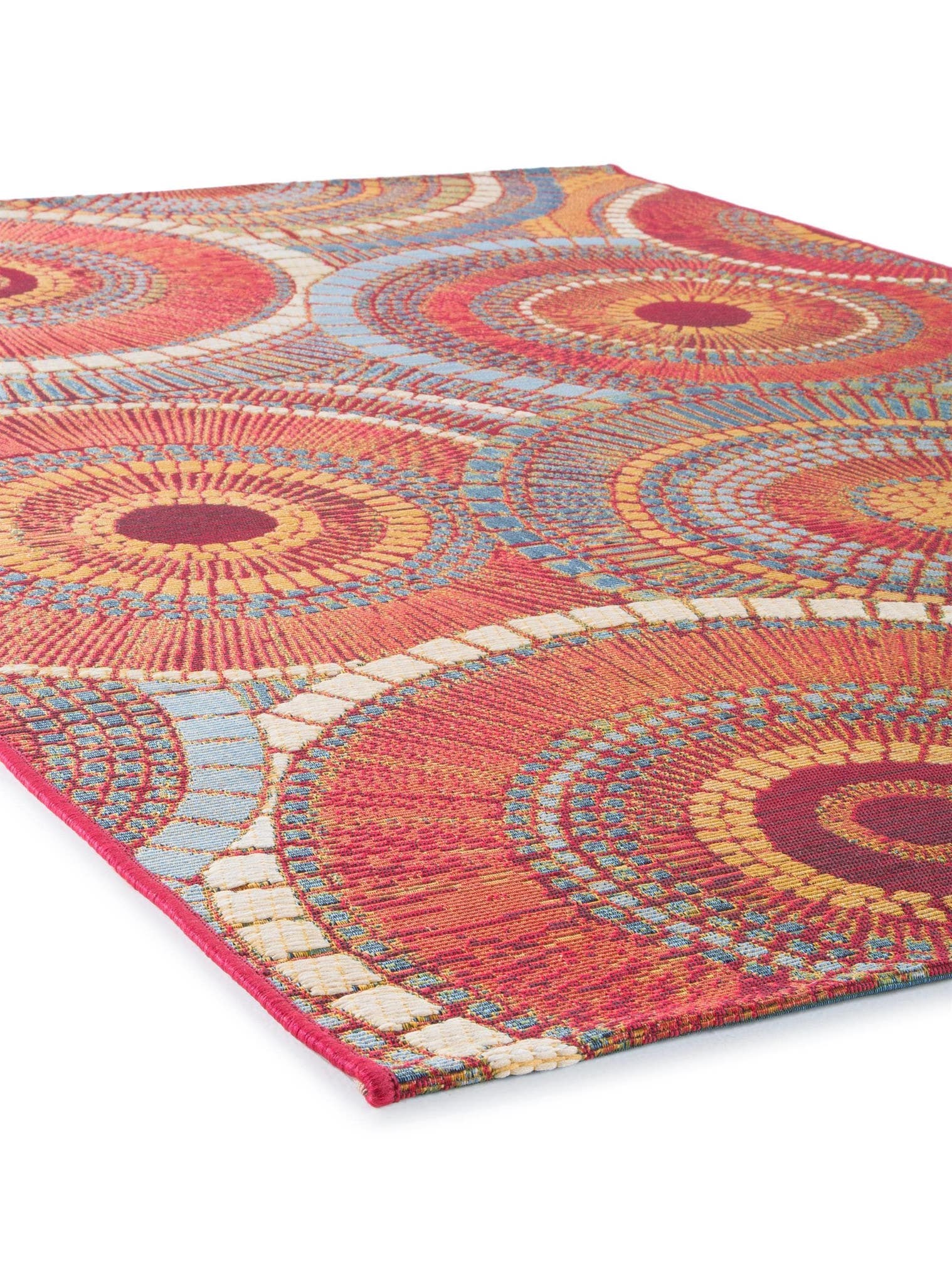 Tapis en 76% Polypropylène, 23% Polyester, 1% Latex en Orange avec une pile de 1- 5 mm de hauteur de benuta Nest
