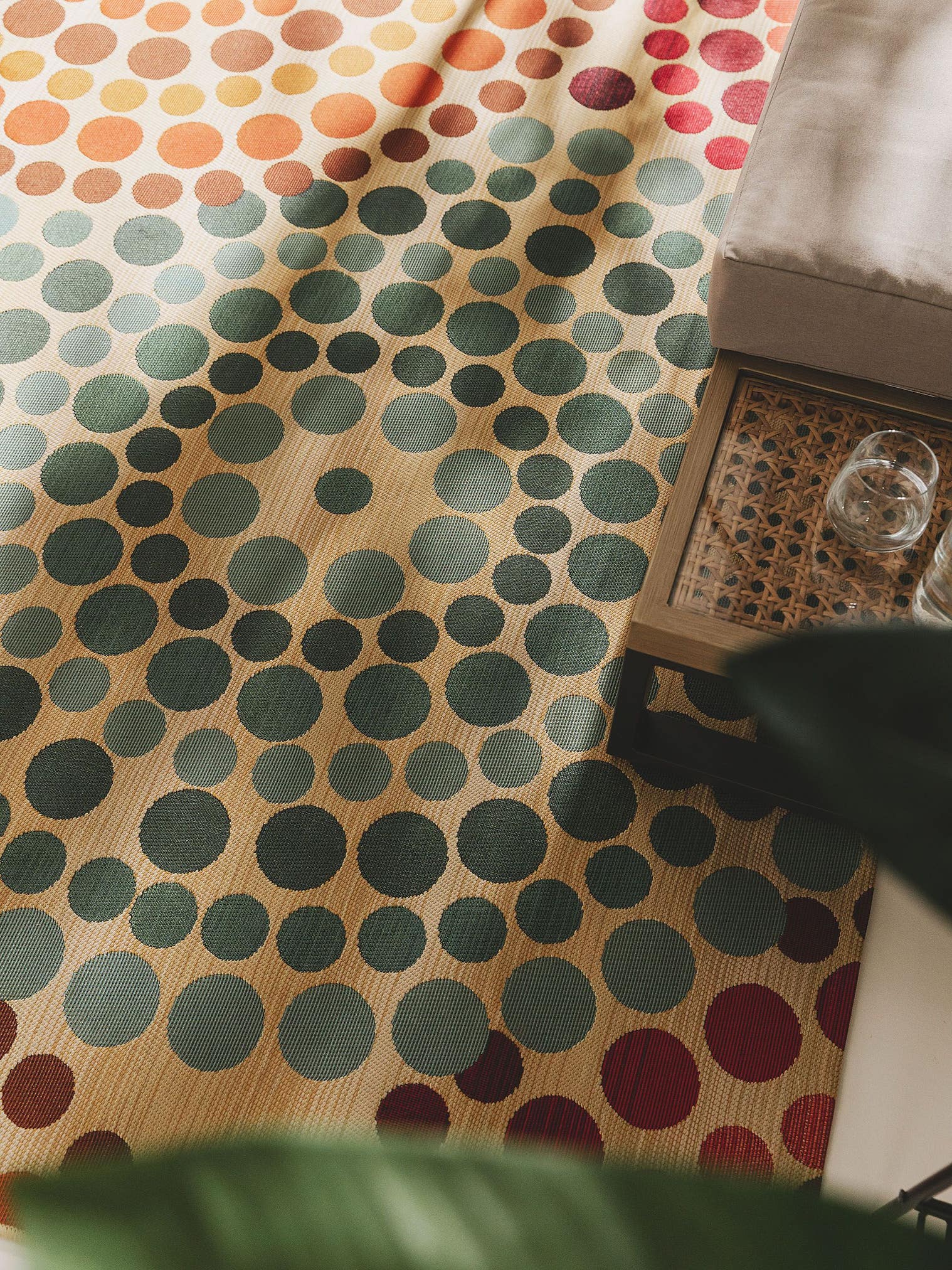 Rug made of 76% Polypropylene, 23% Polyester, 1% Latex in Beige with a 1- 5 mm high pile by benuta Nest
