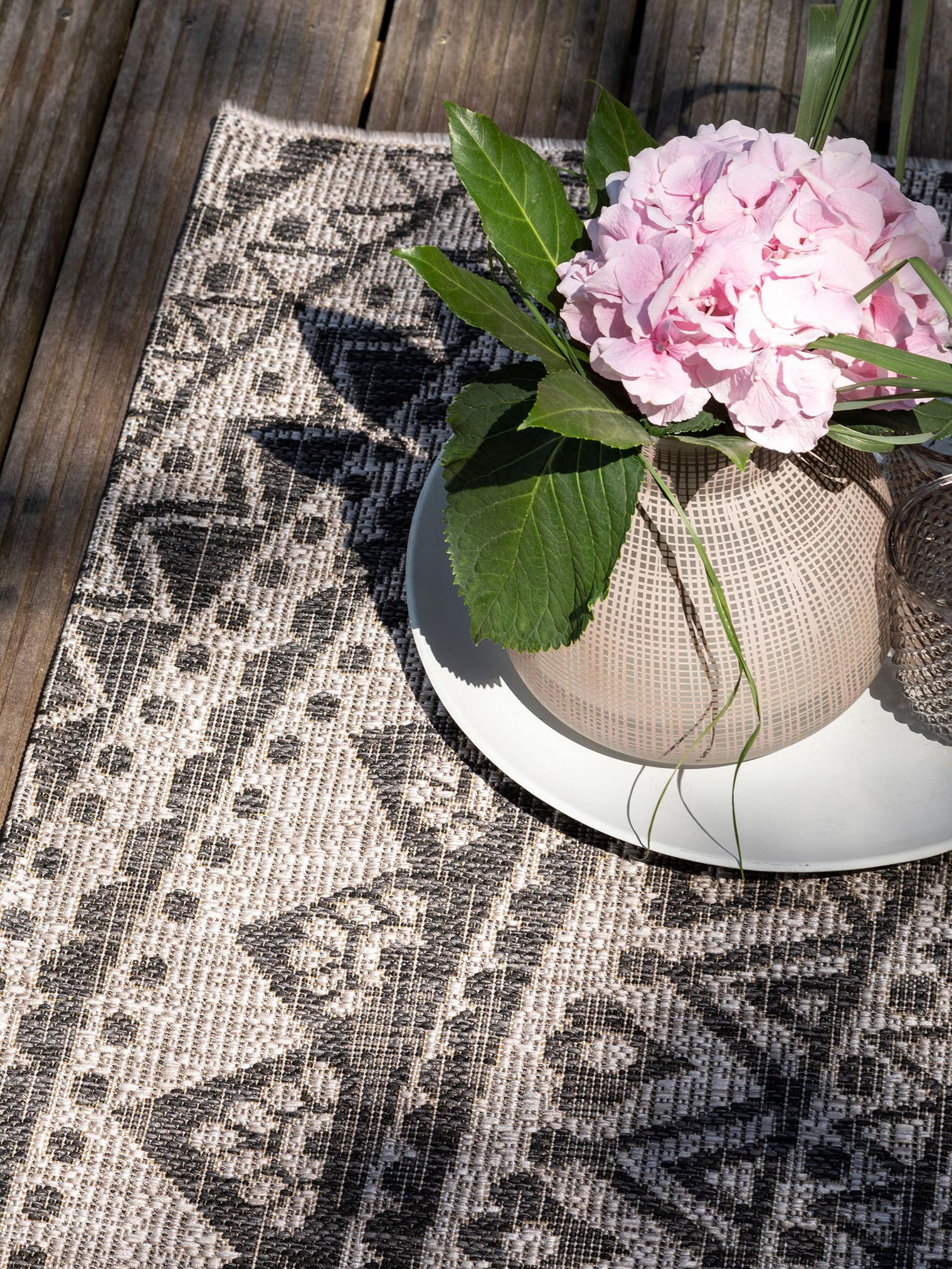 Tapis en 100% Polypropylène en Beige avec une pile de 1- 5 mm de hauteur de benuta Nest