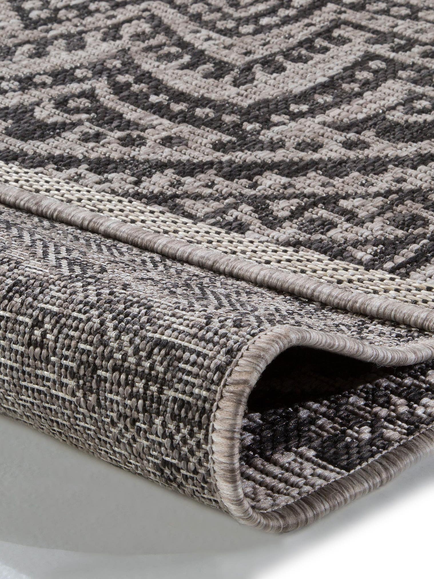 Tapis en 100% Polypropylène en Beige avec une pile de 1- 5 mm de hauteur de benuta Nest