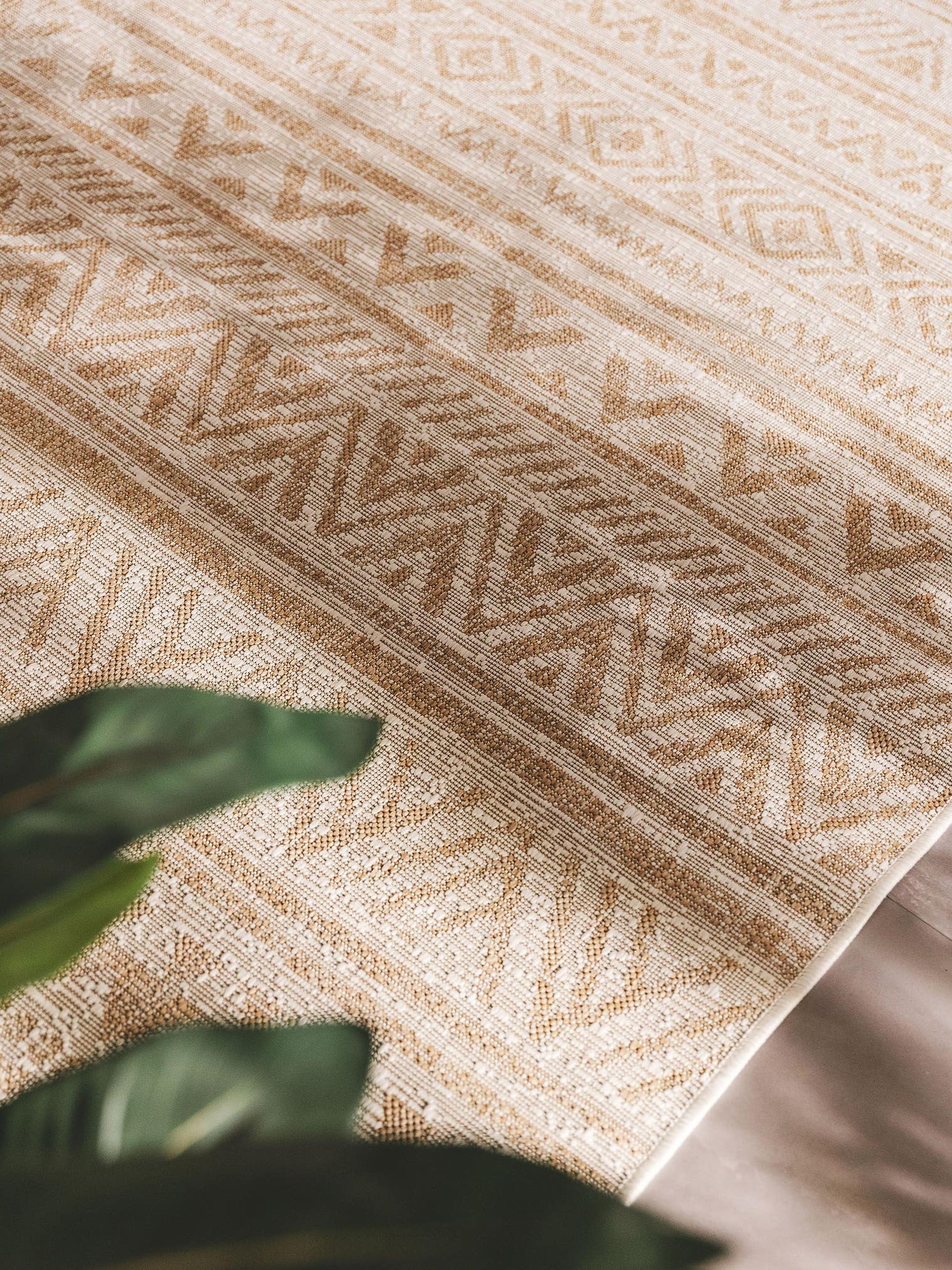 Tappeto di 100% Polipropilene in Beige con pelo alto 1- 5 mm da benuta Nest