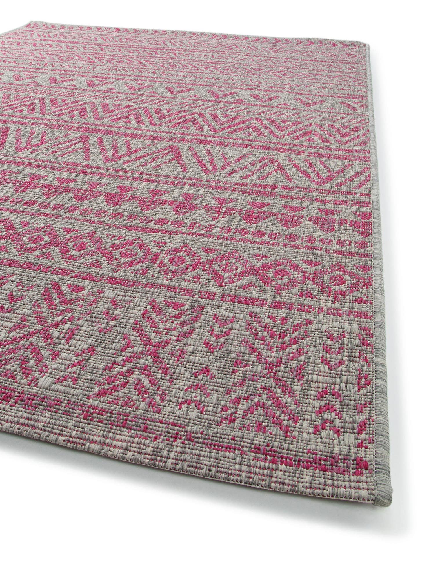 Teppich aus 100% Polypropylen in Rosa mit bis 5 mm hohem Flor von benuta Nest