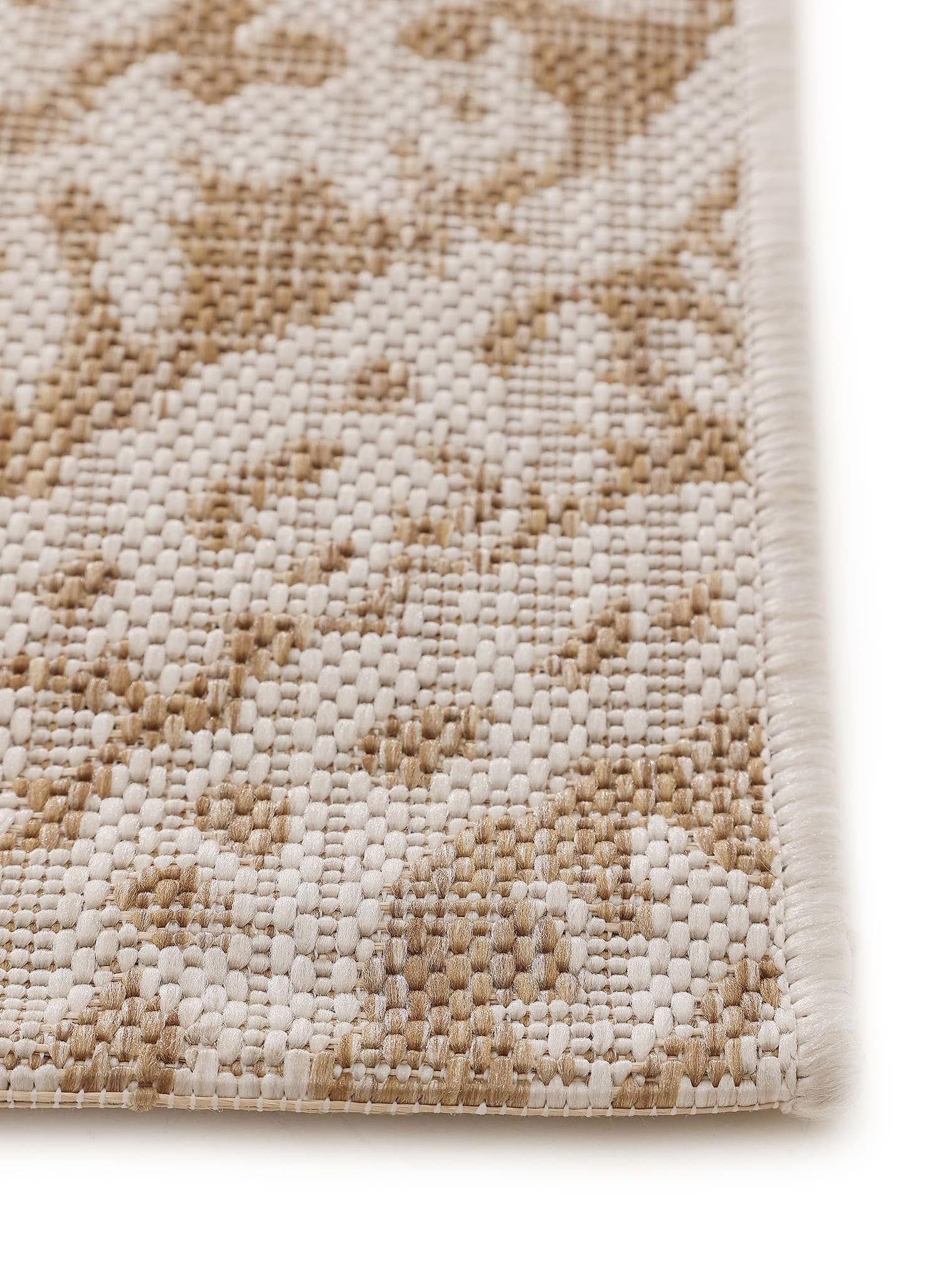 Teppich aus 100% Polypropylen in Beige mit bis 5 mm hohem Flor von benuta Nest