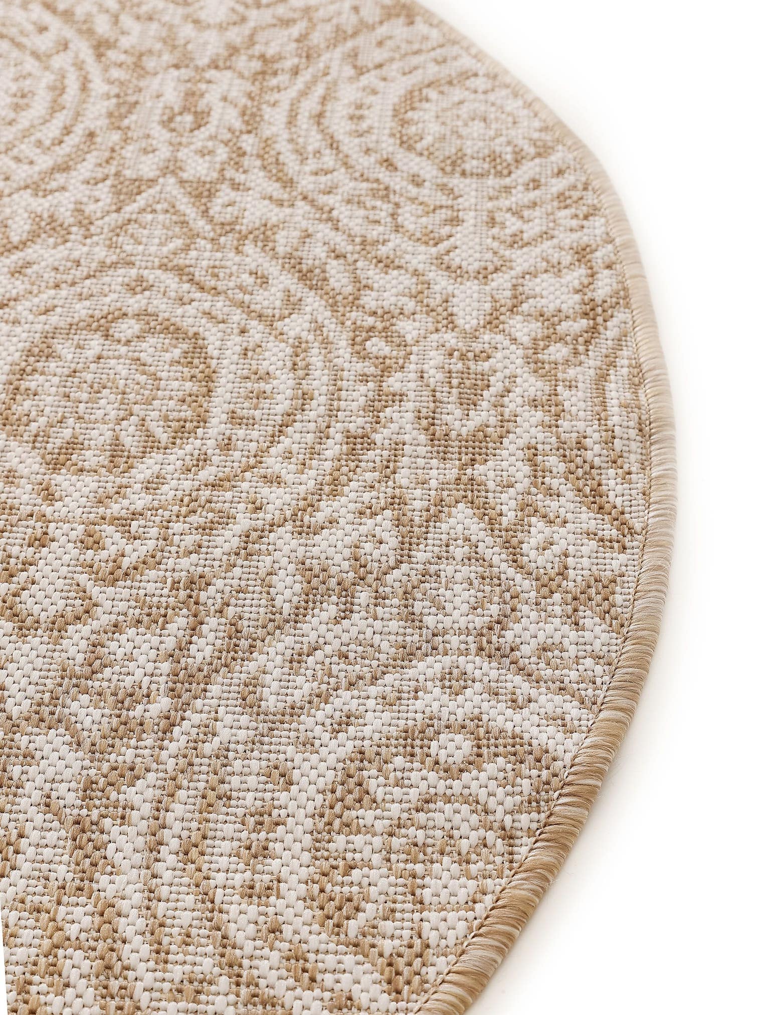 Teppich aus 100% Polypropylen in Beige mit bis 5 mm hohem Flor von benuta Nest