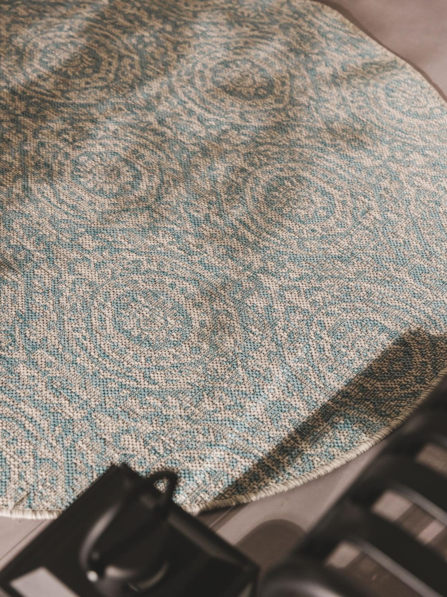 Teppich aus 100% Polypropylen in Beige mit bis 5 mm hohem Flor von benuta Nest