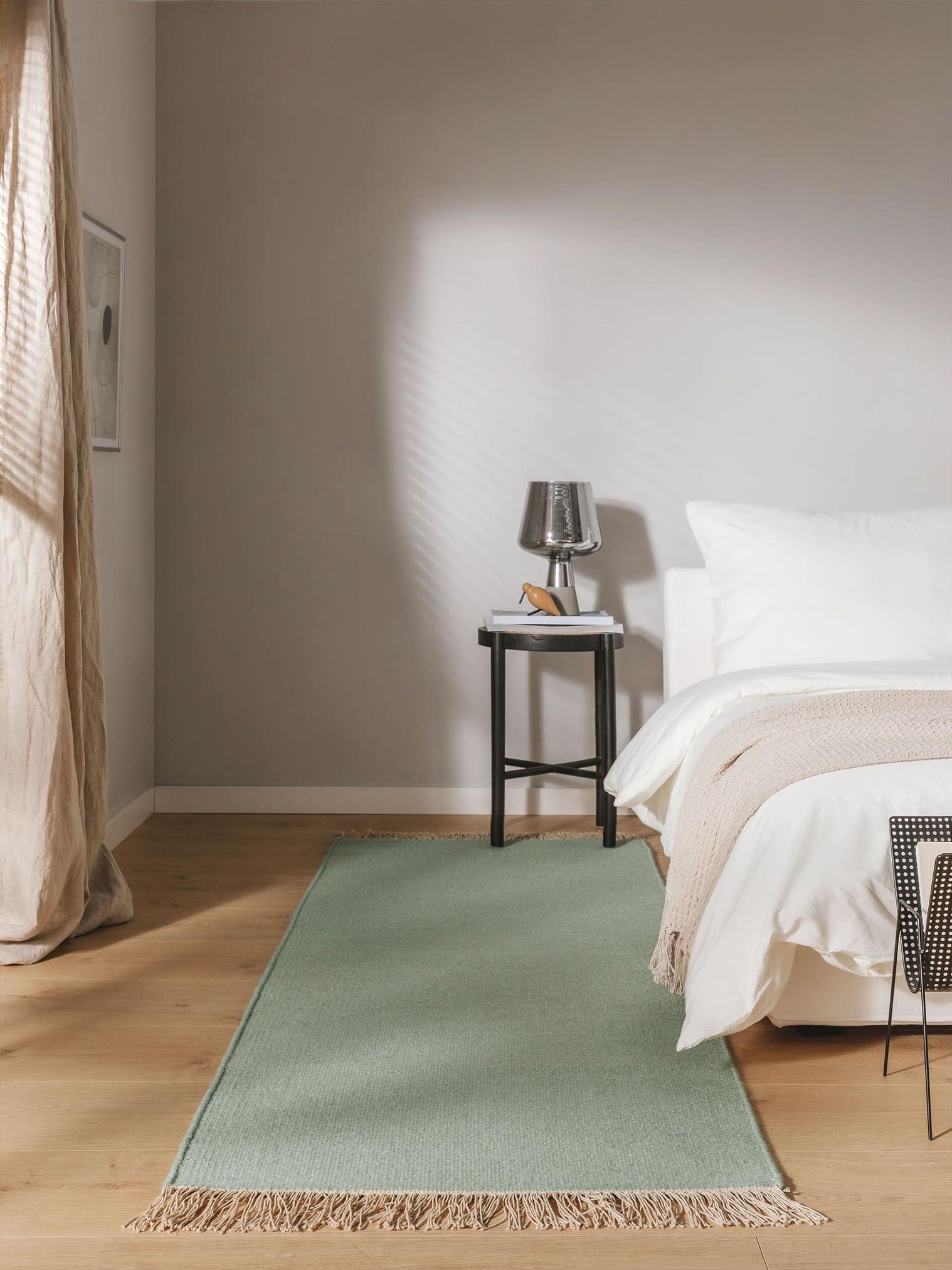 Teppich aus 80% Wolle, 20% Baumwolle in Grün mit bis 5 mm hohem Flor von benuta Pop