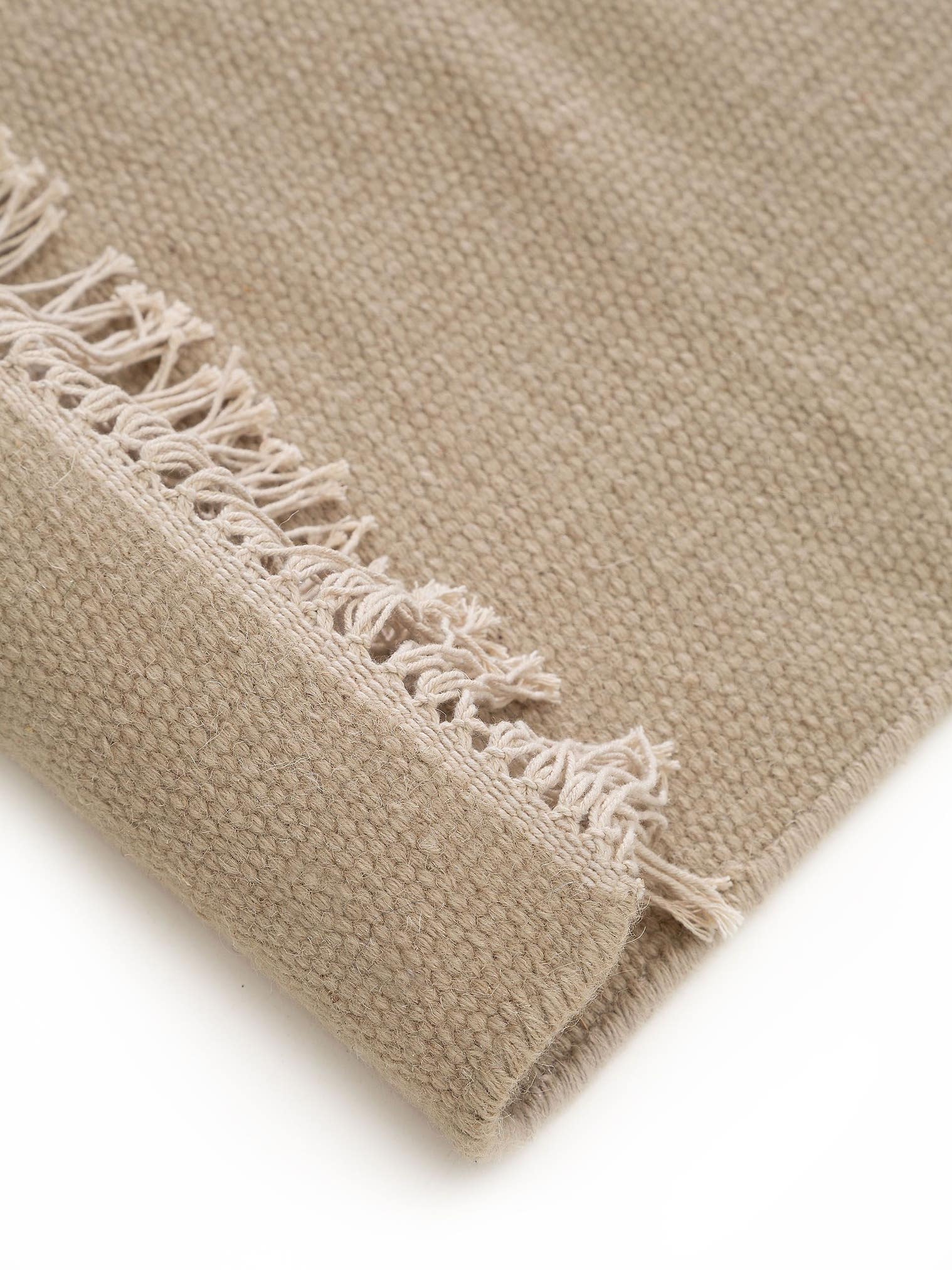 Tappeto di 80% lana, 20% cotone in Beige con pelo alto 1- 5 mm da benuta Pop
