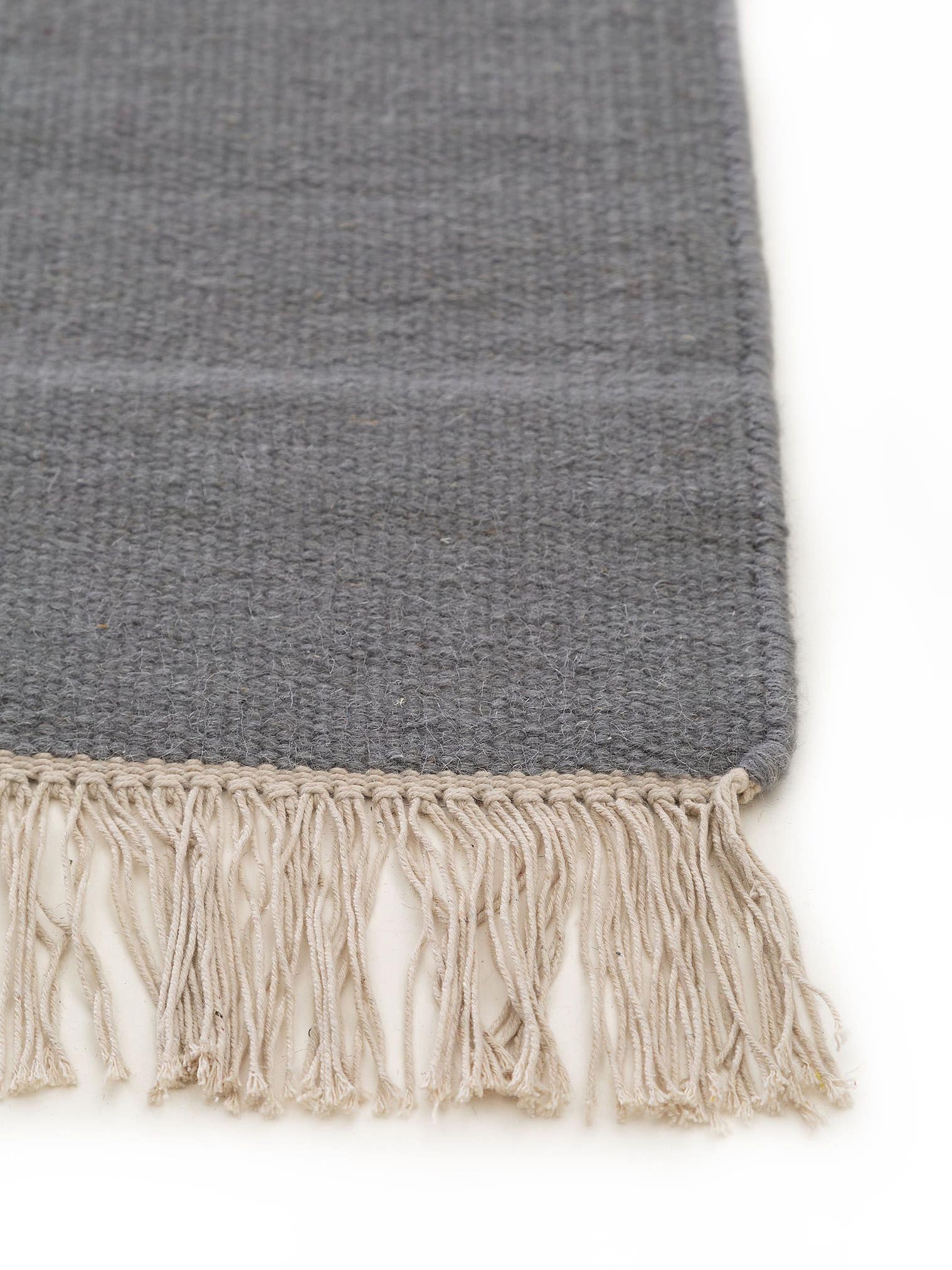 Rug made of 80% wool, 20% cotton in Grey with a 1- 5 mm high pile by benuta Pop