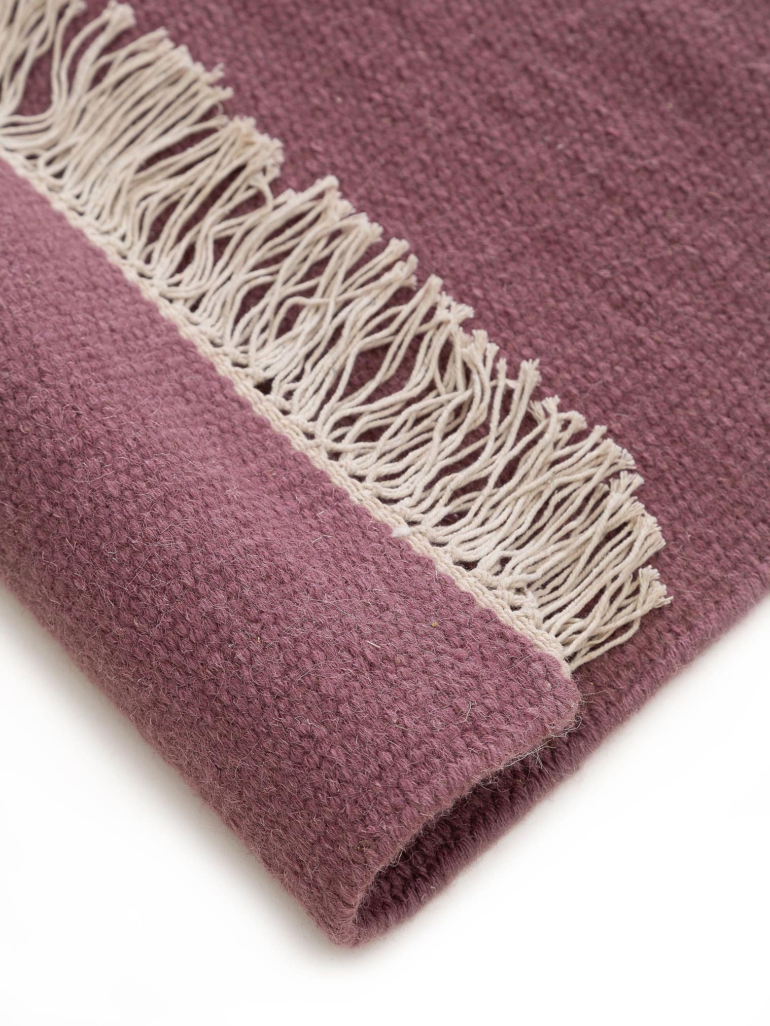 Alfombra de 80% lana, 20% algodón en Violeta con un pelo de {{Placeholder_Pile Height}} de altura de benuta Pop