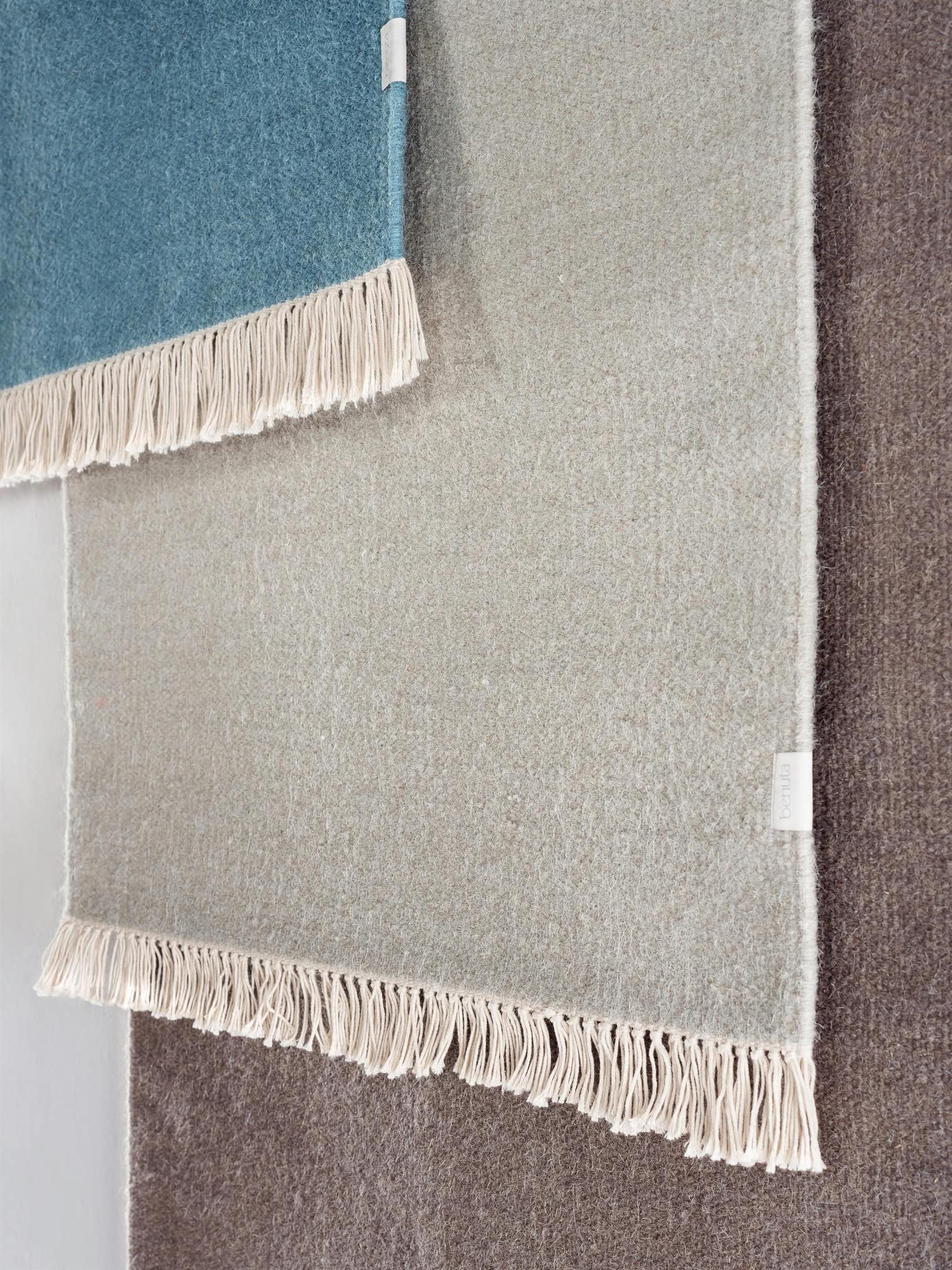Rug made of 90% Wool, 10% Cotton in Grey with a 1- 5 mm high pile by benuta Pop