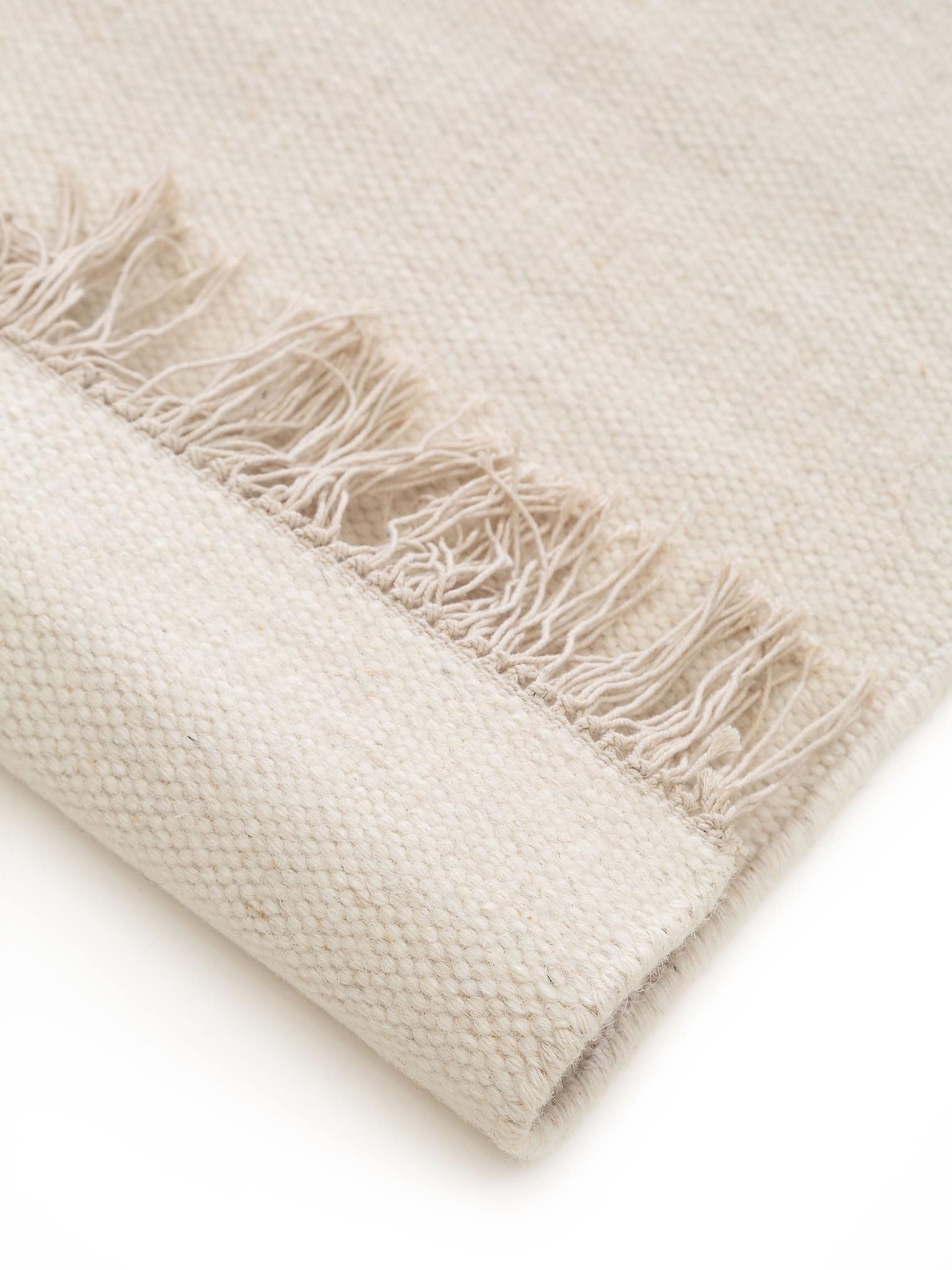 Teppich aus 80% Wolle, 20% Baumwolle in Beige mit bis 5 mm hohem Flor von benuta Pop