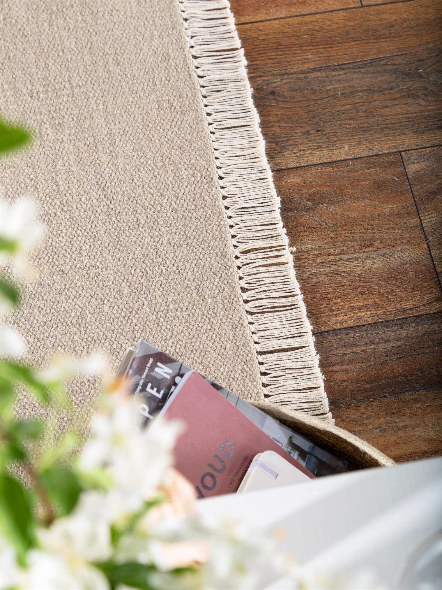 Teppich aus 80% Wolle, 20% Baumwolle in Beige mit bis 5 mm hohem Flor von benuta