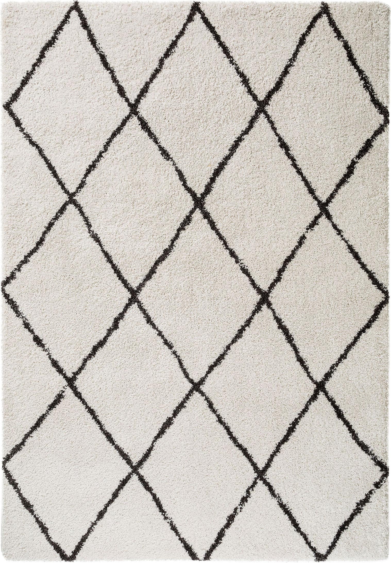 Rug made of 100% Polypropylene in Beige with a 21 - 30 mm high pile by benuta Nest
