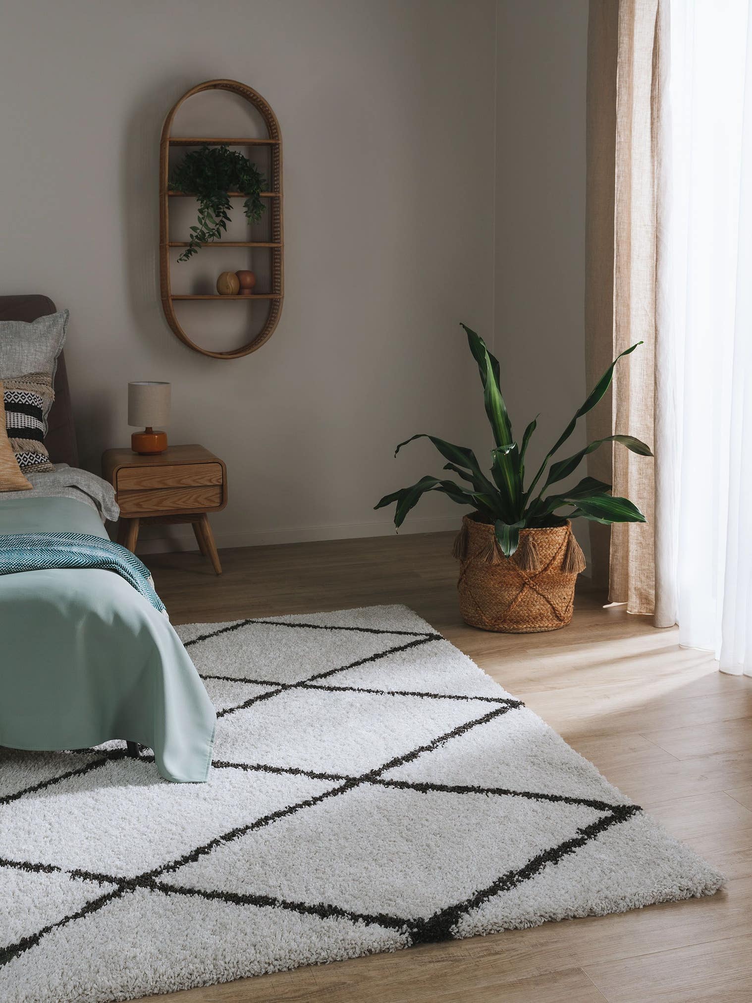 Rug made of 100% Polypropylene in Beige with a 21 - 30 mm high pile by benuta Nest