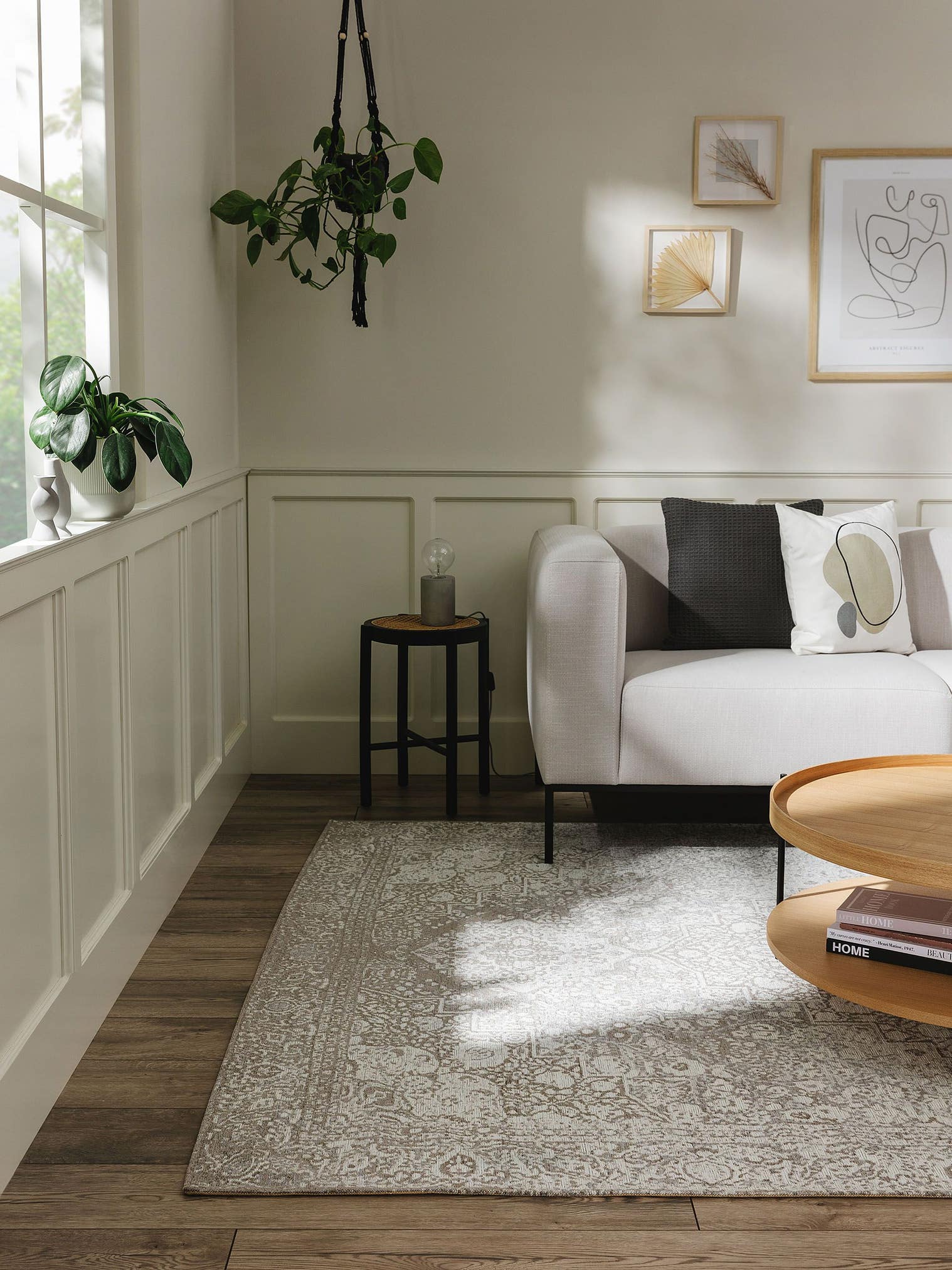 Rug made of 55% Polyacrylics, 27% Polyester, 17% Cotton, 1% Latex in Grey with a 1- 5 mm high pile by benuta Nest