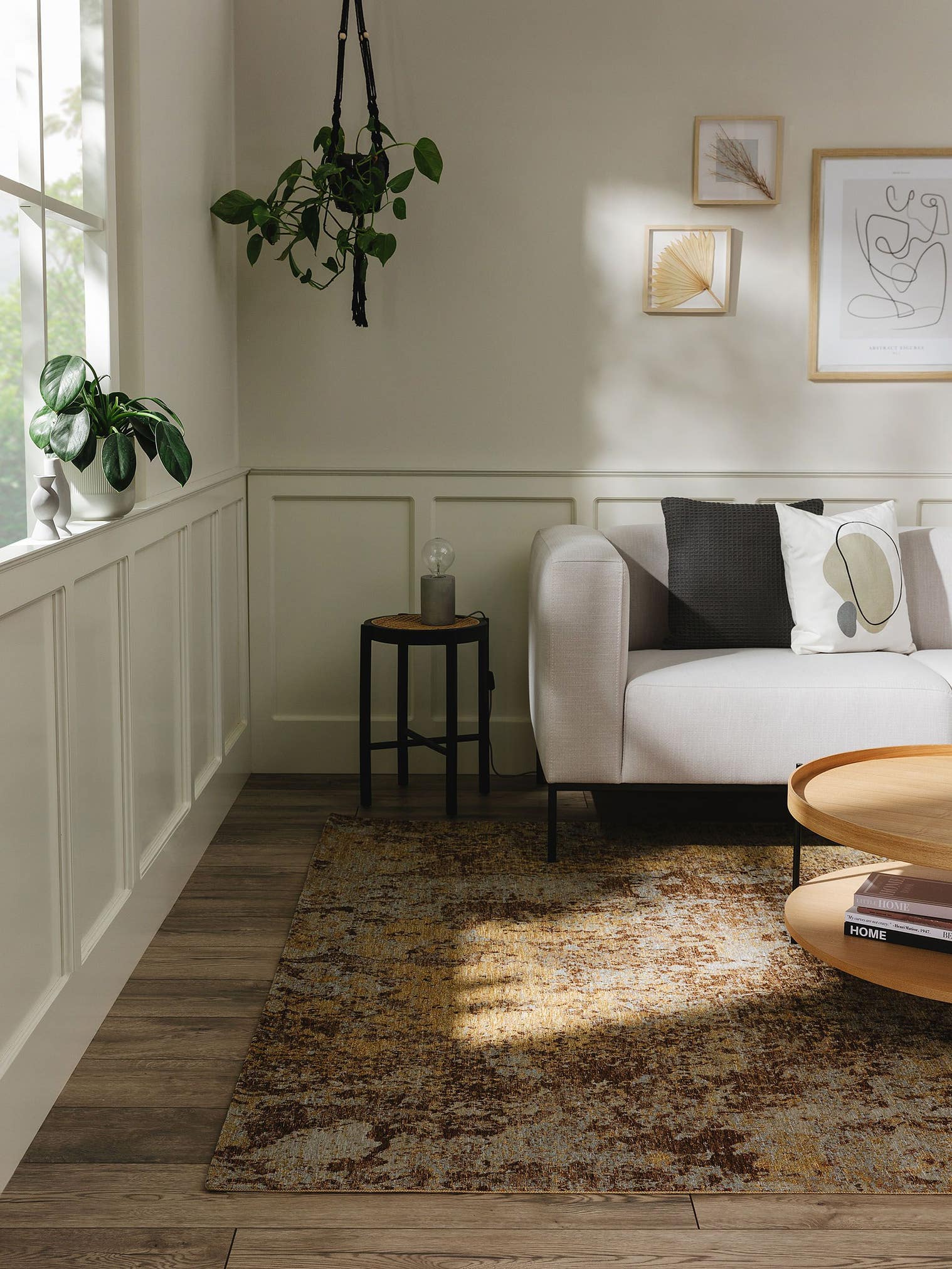 Teppich aus 55% Polyacryl, 27% Polyester, 17% Baumwolle, 1% Latex in Braun mit bis 5 mm hohem Flor von benuta Nest