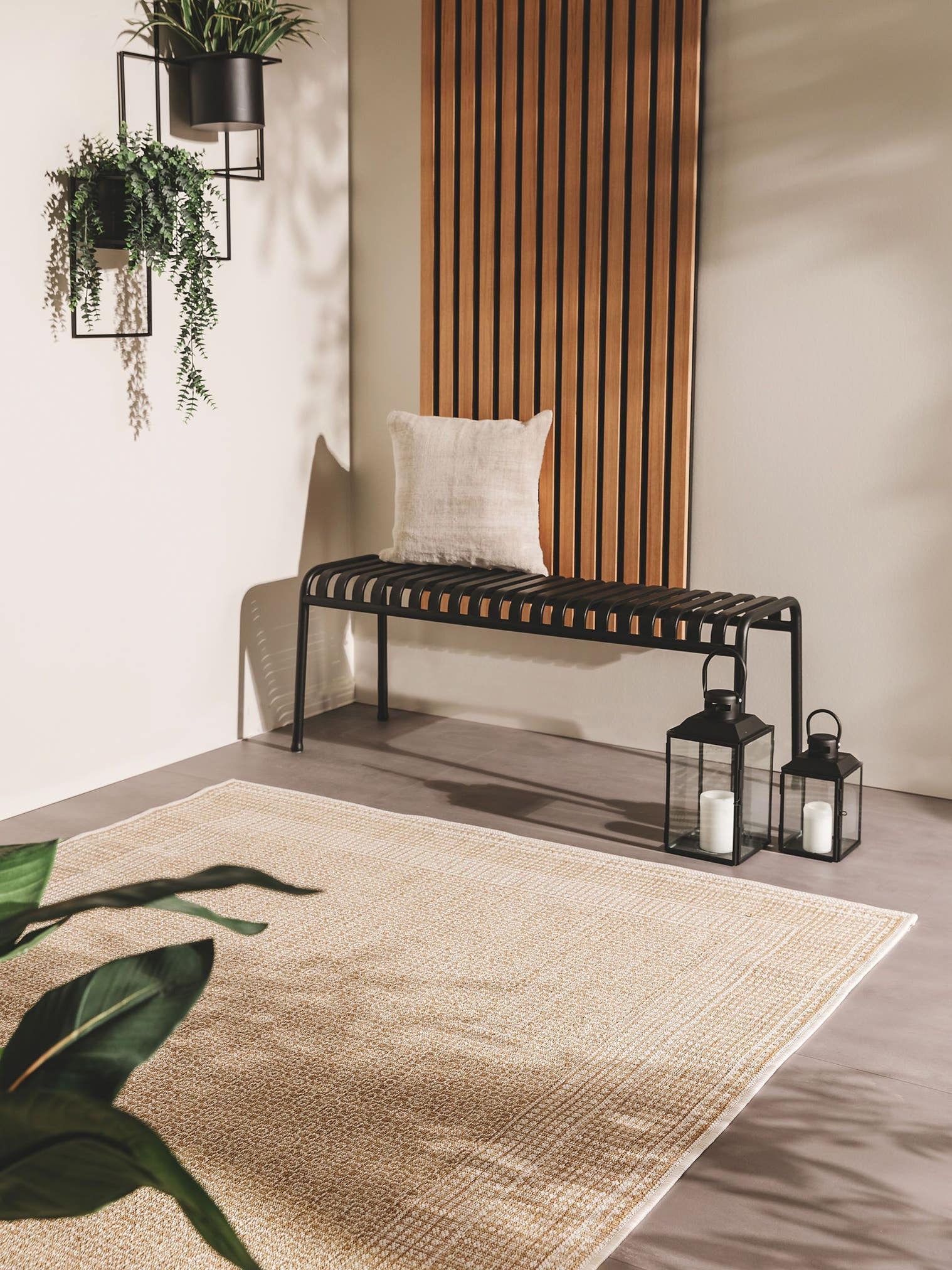 Tapis en 100% Polypropylène en Beige avec une pile de 1- 5 mm de hauteur de benuta Nest
