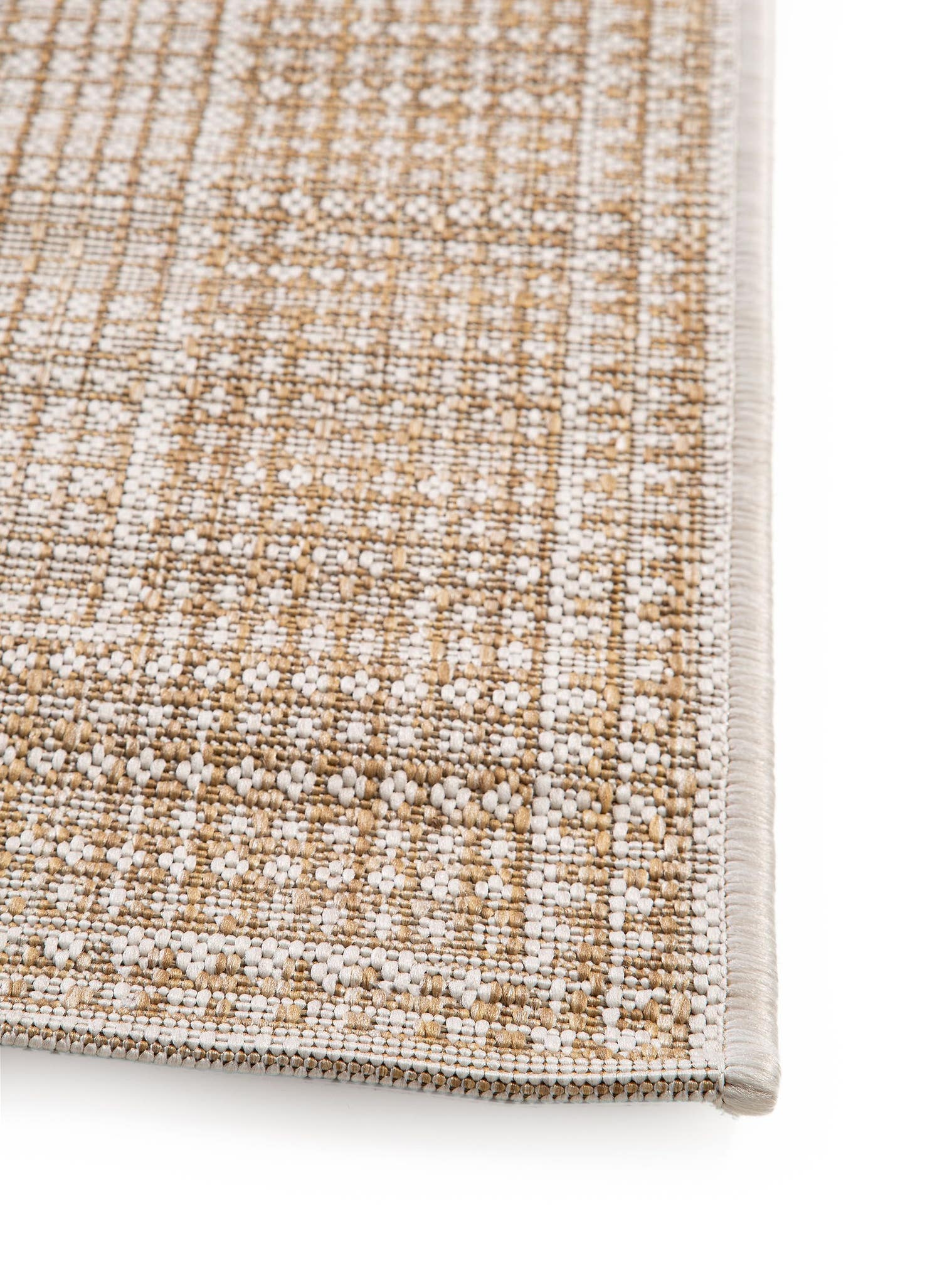 Tapis en 100% Polypropylène en Beige avec une pile de 1- 5 mm de hauteur de benuta Nest