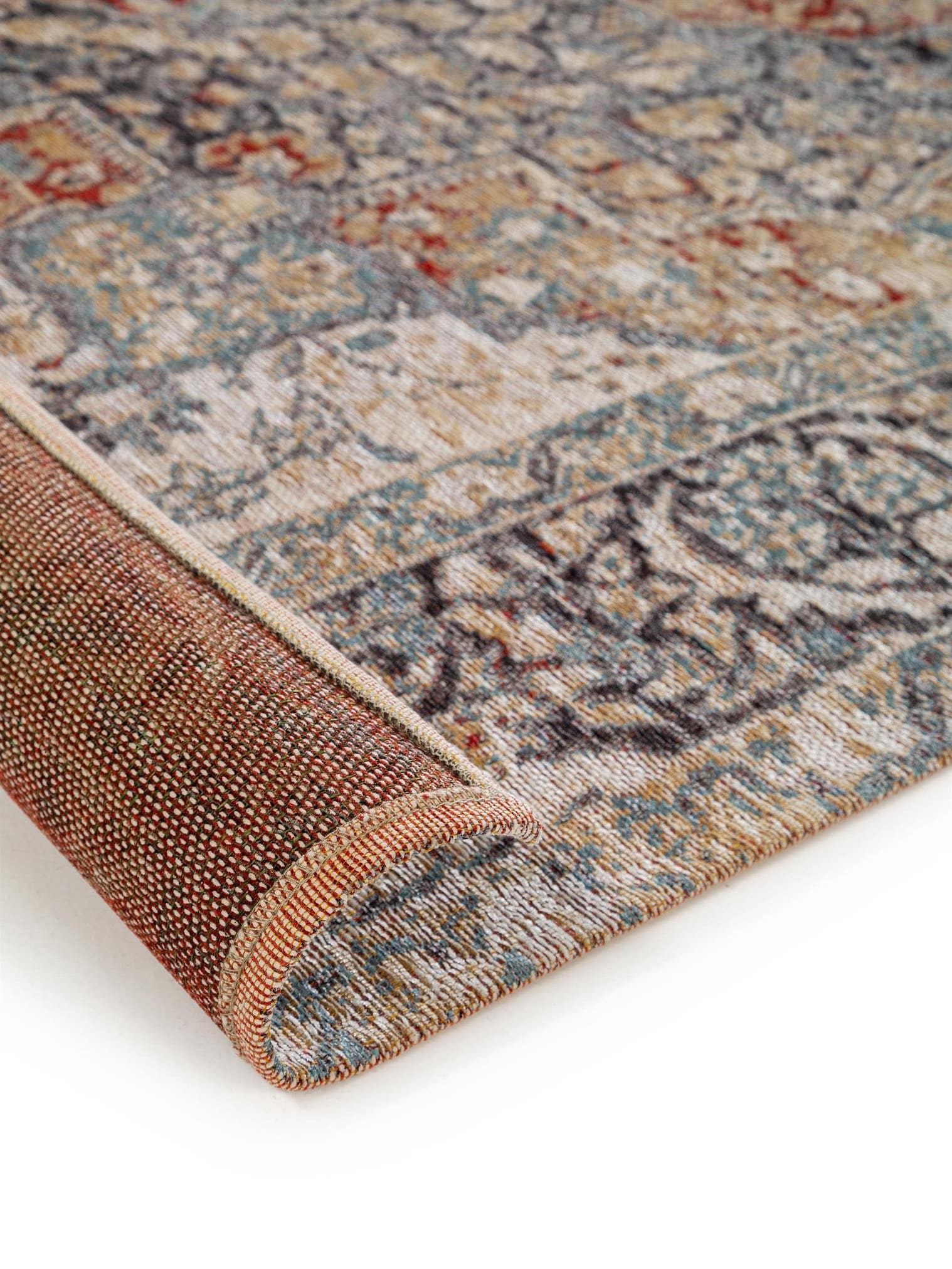 Teppich aus 79% Polyester, 20% Baumwolle, 1% Latex in Lila mit bis 5 mm hohem Flor von benuta Pop