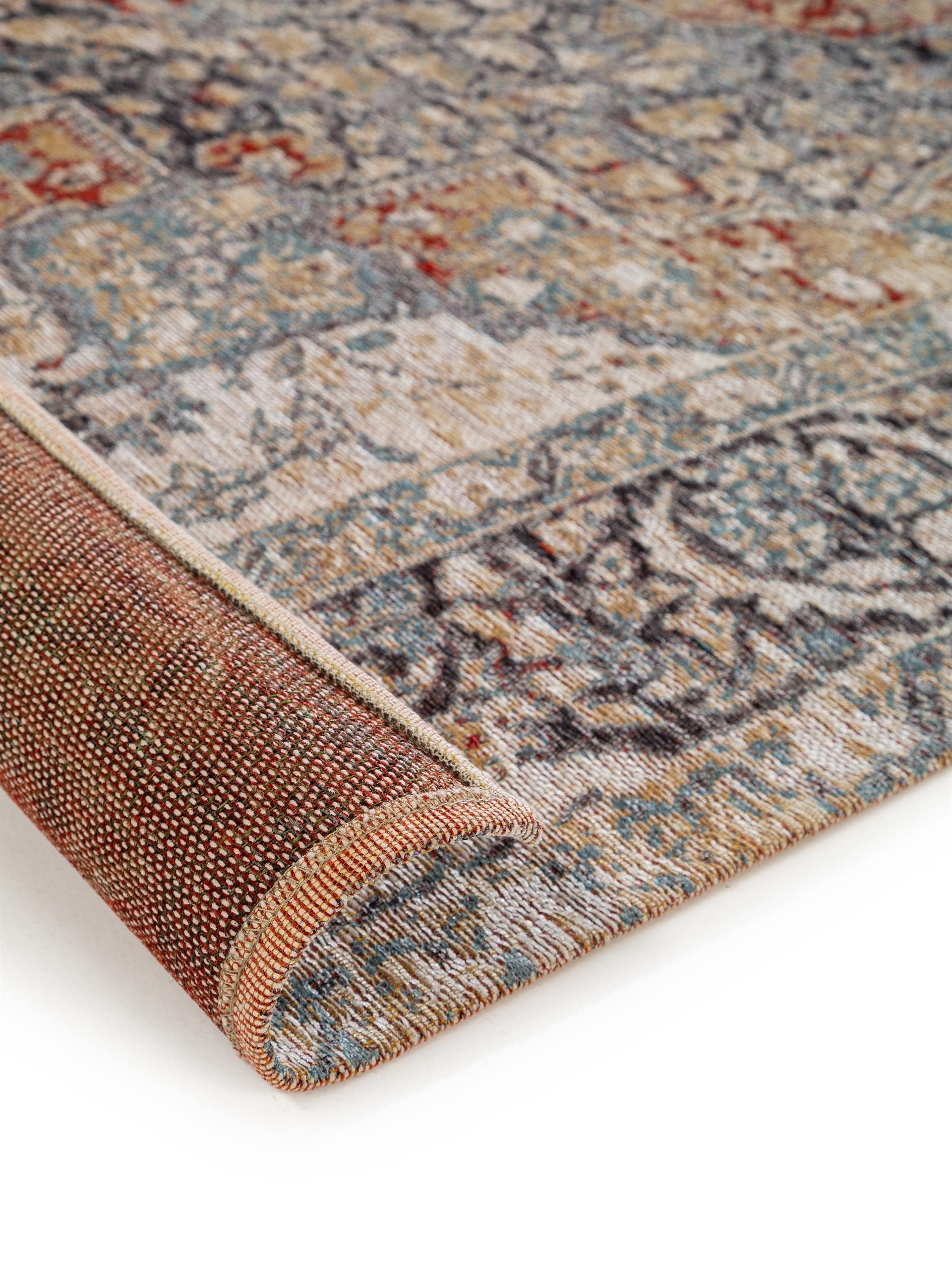 Rug made of 79% Polyester, 20% Cotton, 1% Latex in Purple with a 1- 5 mm high pile by benuta Pop