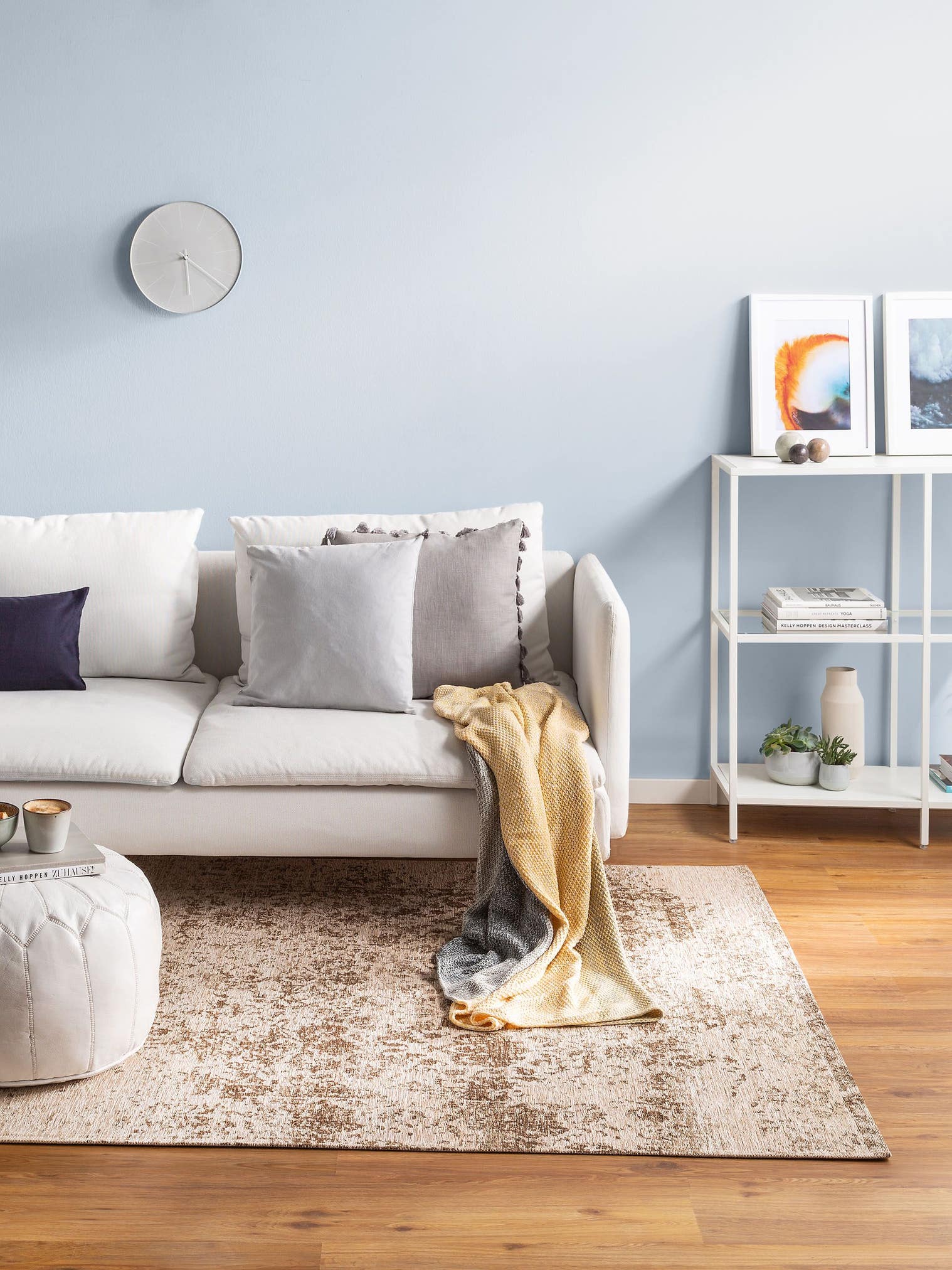 Teppich aus 41% Baumwolle, 32% Polyacryl, 26% Polyester, 1% Latex in Beige mit bis 5 mm hohem Flor von benuta Pop
