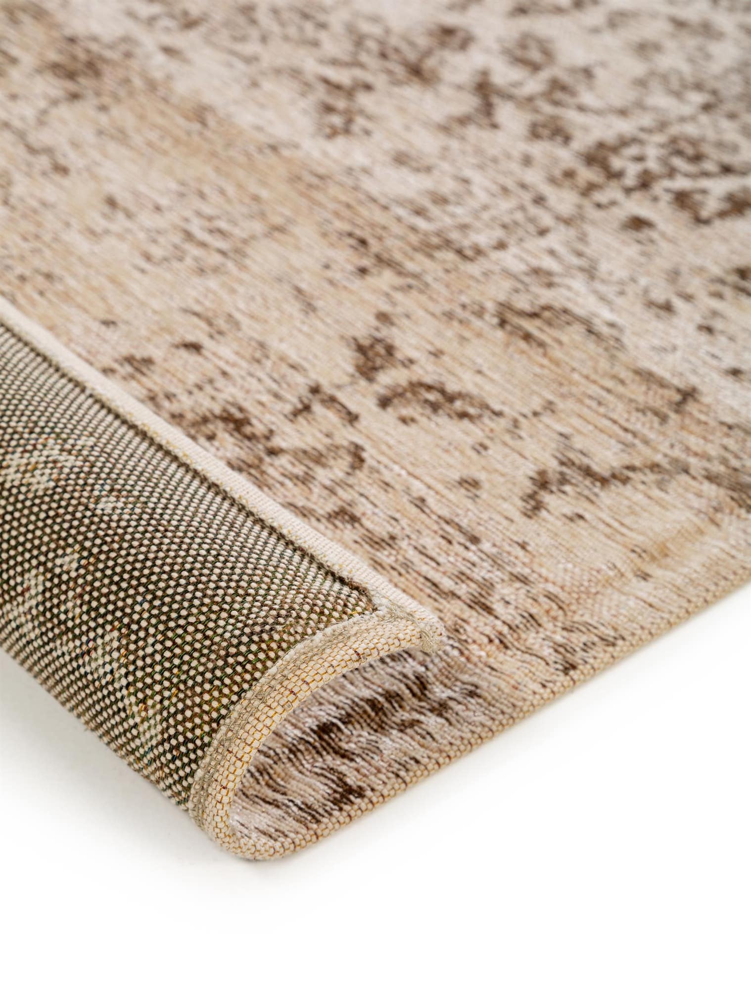 Teppich aus 41% Baumwolle, 32% Polyacryl, 26% Polyester, 1% Latex in Beige mit bis 5 mm hohem Flor von benuta Pop