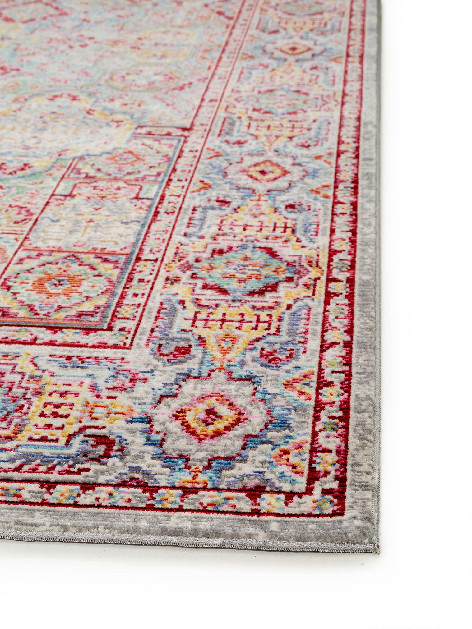 Teppich aus 100% Polyester in Multicolor mit bis 5 mm hohem Flor von benuta Nest