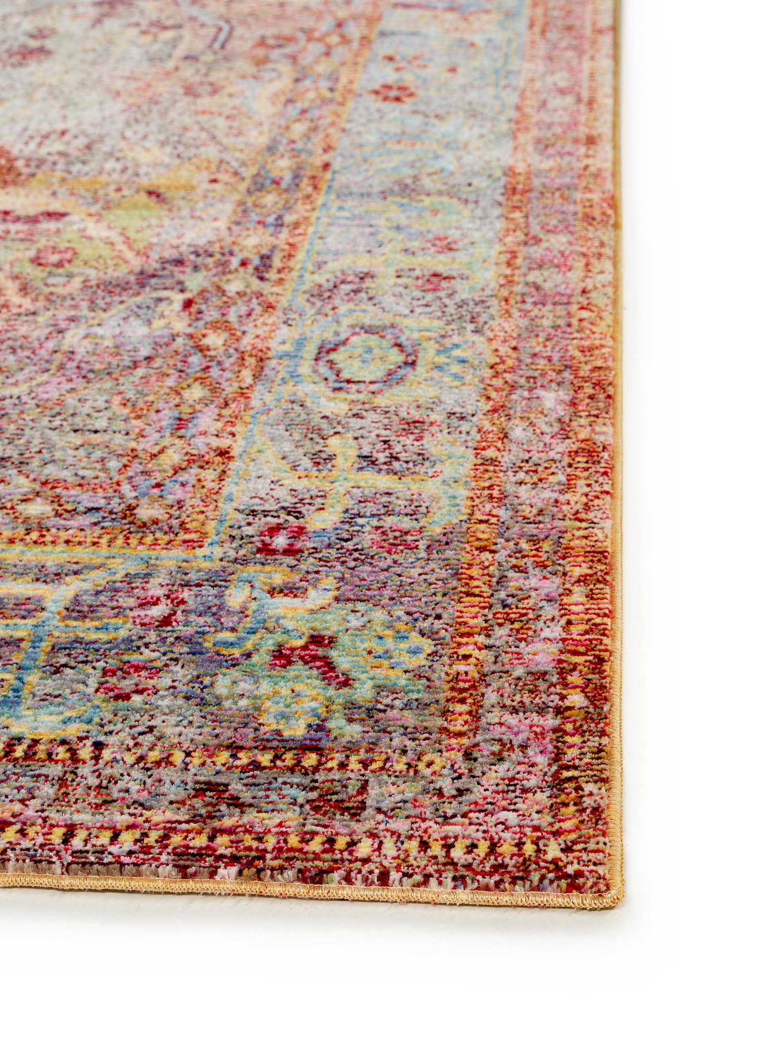 Teppich aus 100% Polyester in Multicolor mit bis 5 mm hohem Flor von benuta Nest