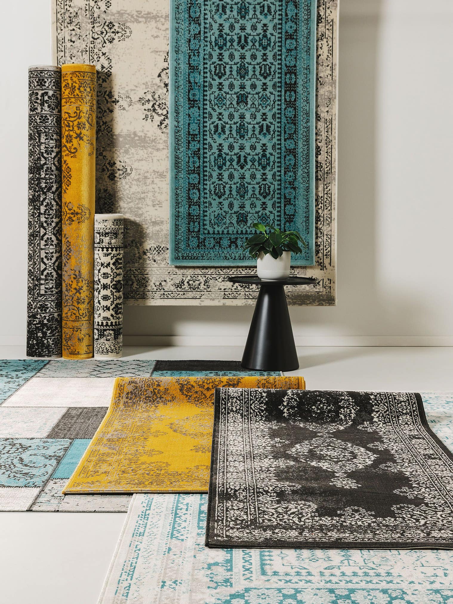 Tapis en 100% Polypropylène en Gris avec une pile de 1- 5 mm de hauteur de benuta Nest