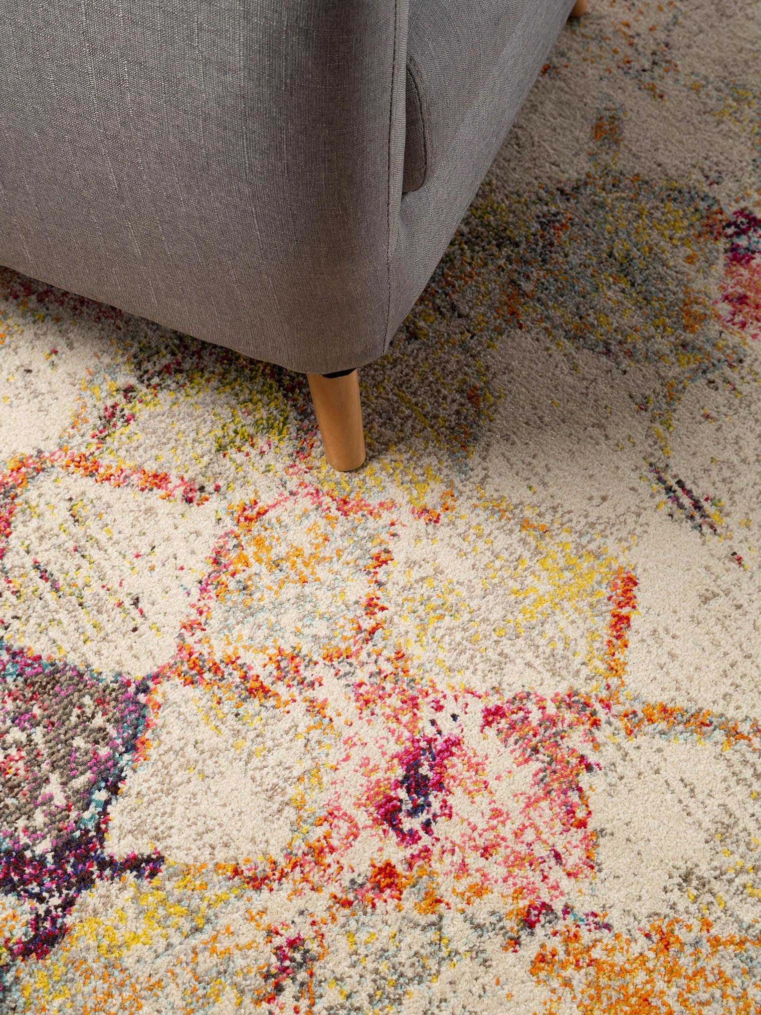 Teppich aus 100% Polypropylen in Beige mit 11 bis 20 mm hohem Flor von benuta Nest